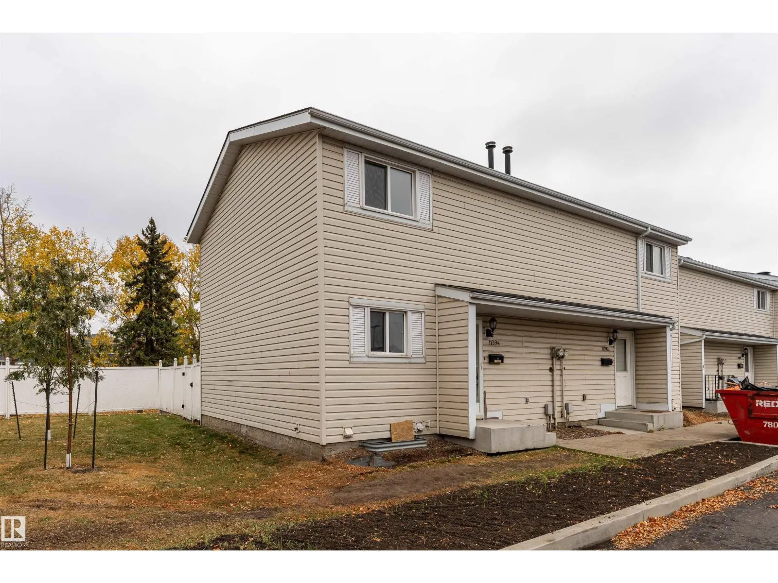 11394 139 AV NW