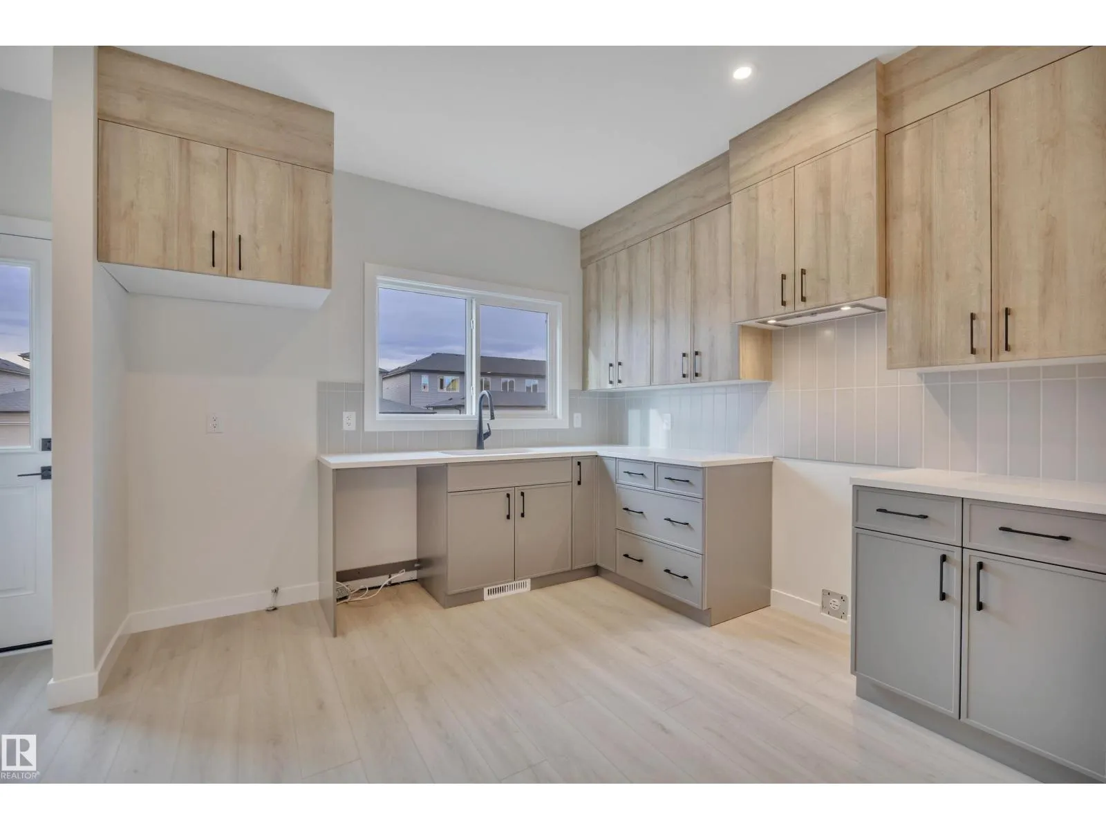 207 Wattle RD