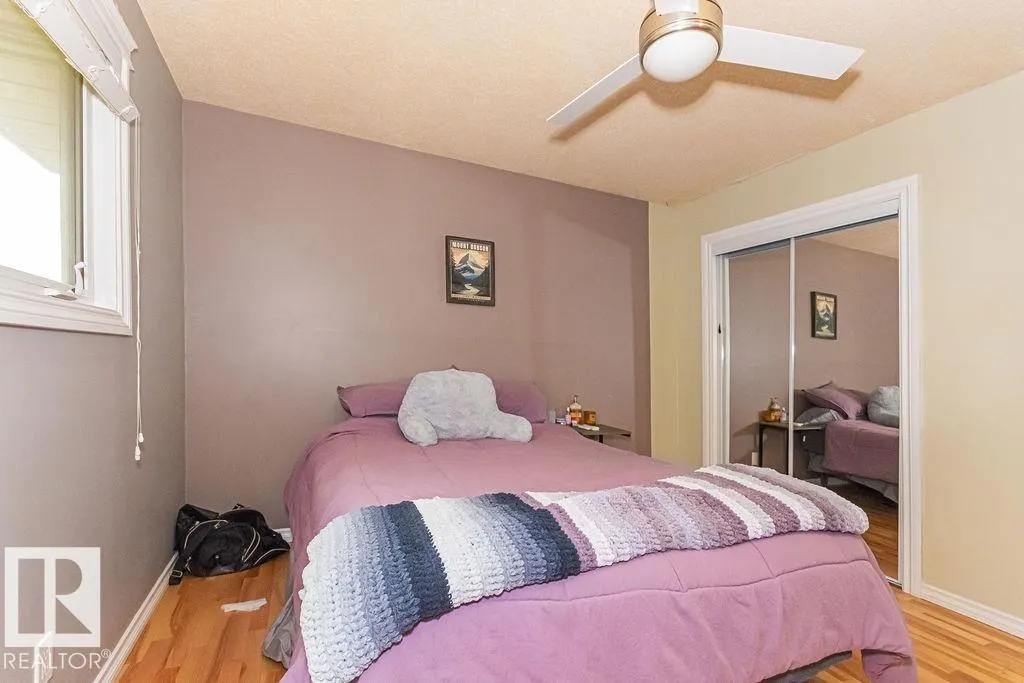1720 89 ST NW