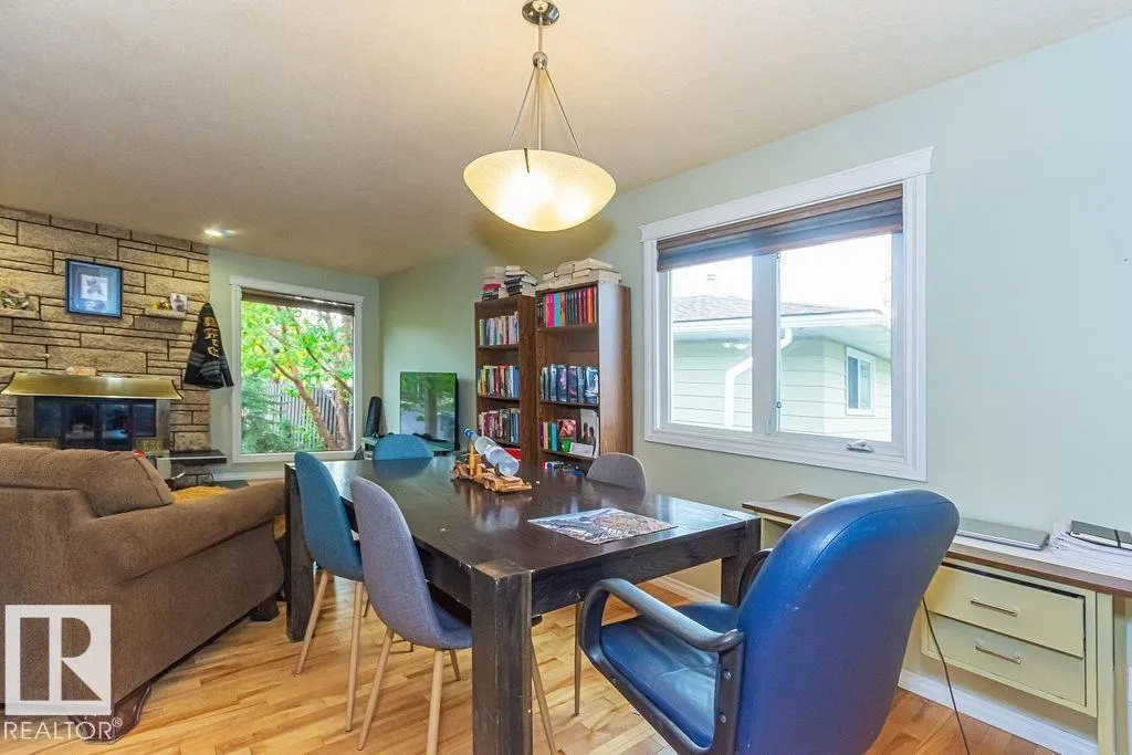 1720 89 ST NW