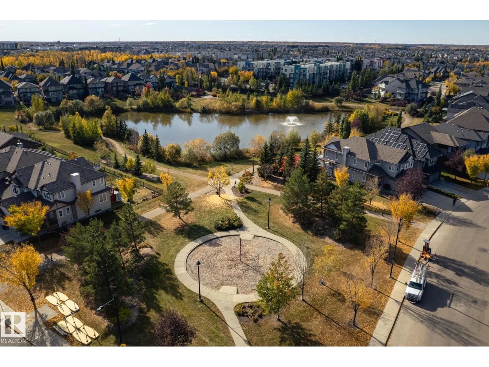 #202 2590 ANDERSON WY SW