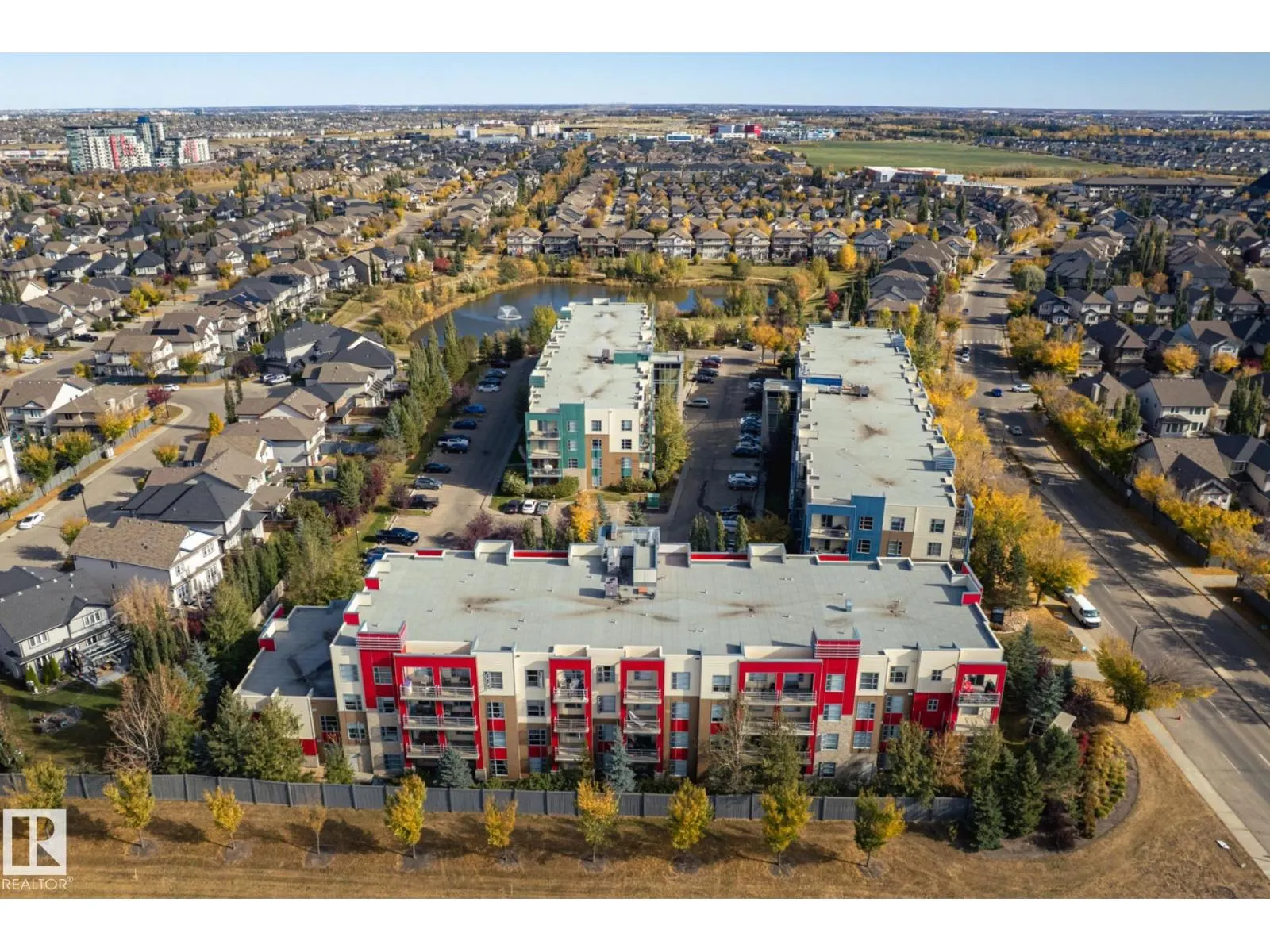 #202 2590 ANDERSON WY SW