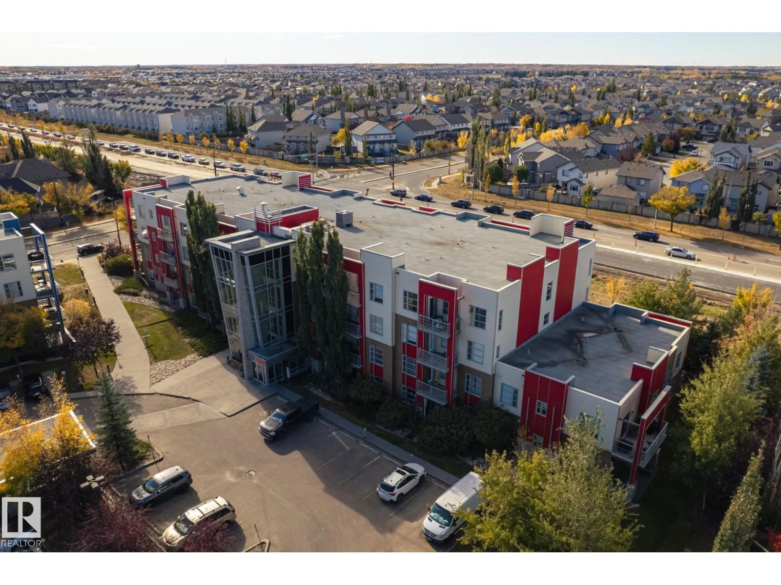 #202 2590 ANDERSON WY SW