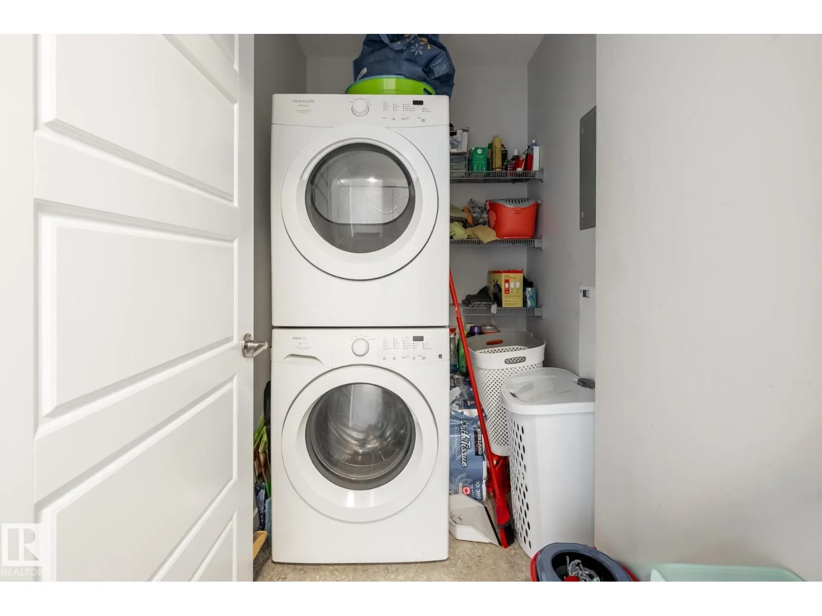 #202 2590 ANDERSON WY SW