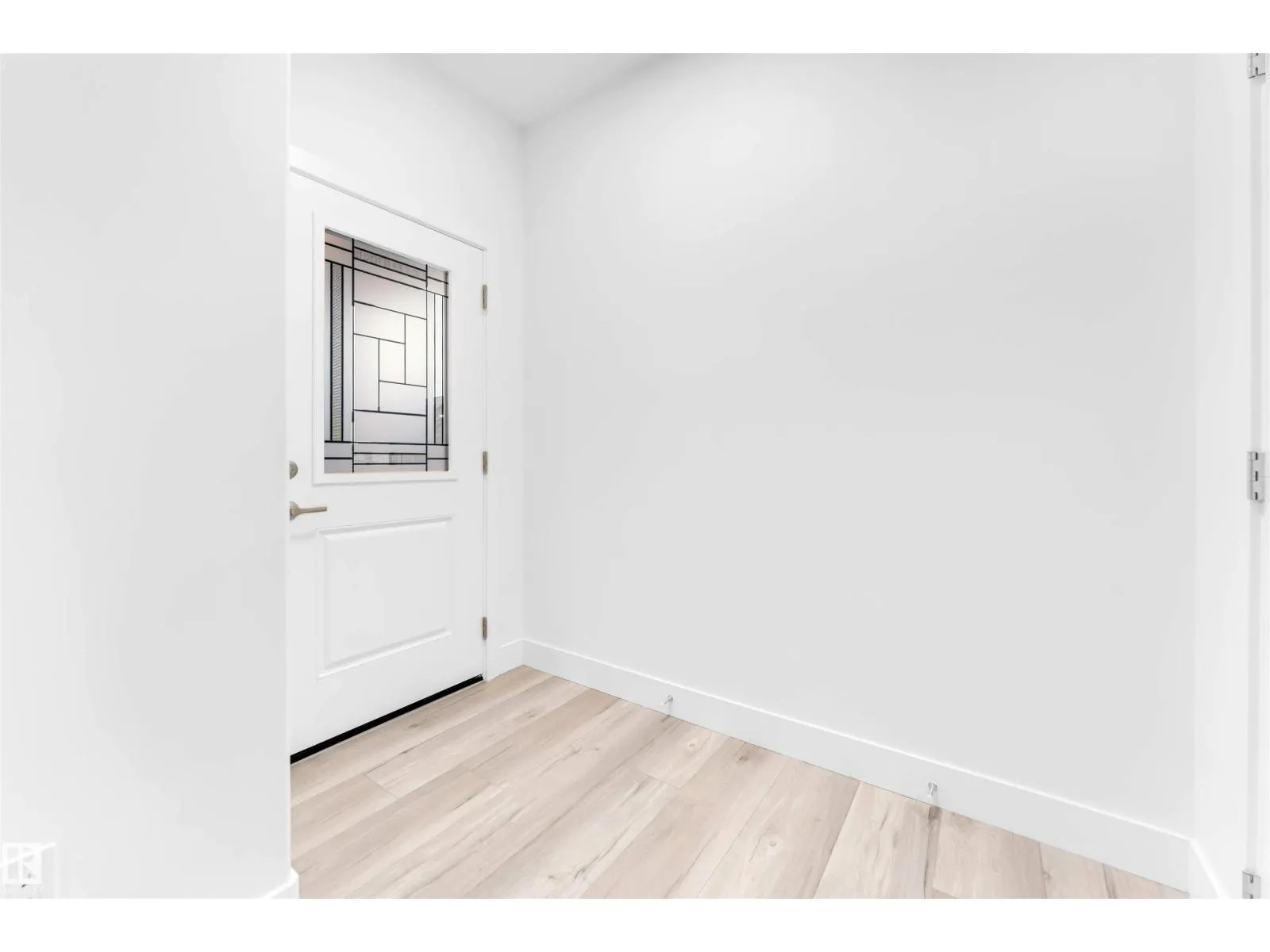 60 HEMINGWAY CR