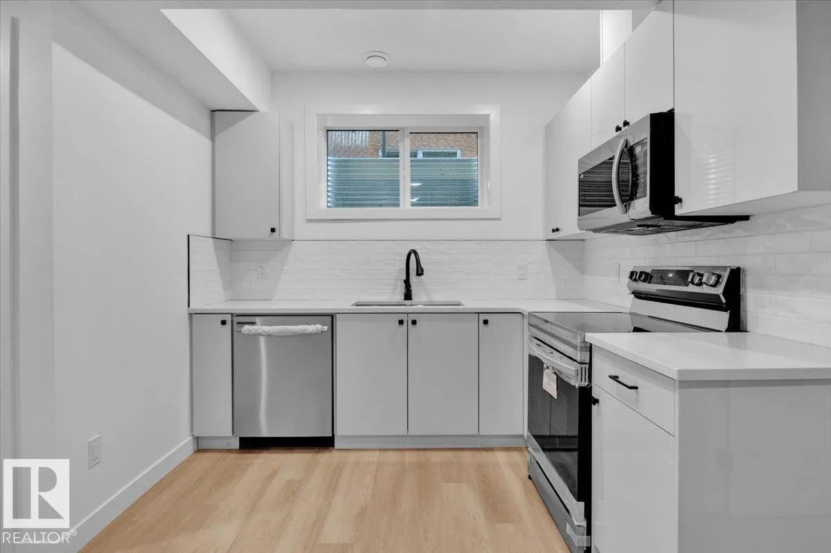 11124 132 ST NW