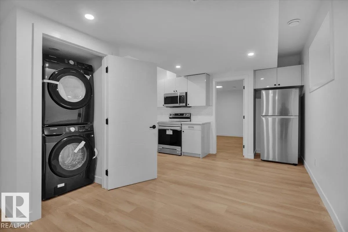 11124 132 ST NW
