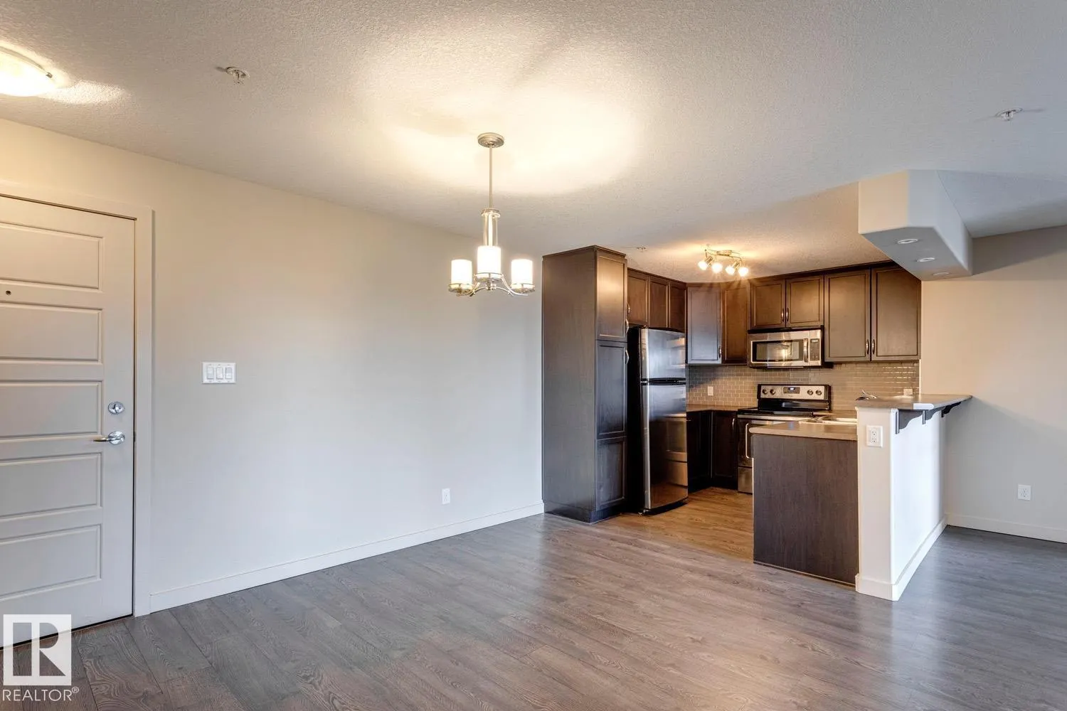 #254 11517 ELLERSLIE RD SW