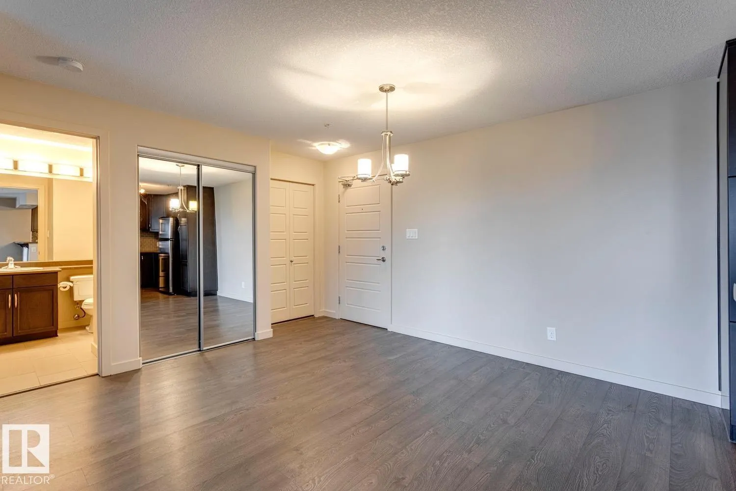#254 11517 ELLERSLIE RD SW