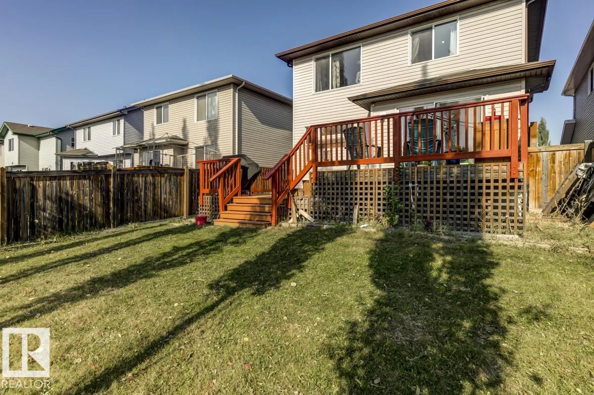 5823 7 AV SW