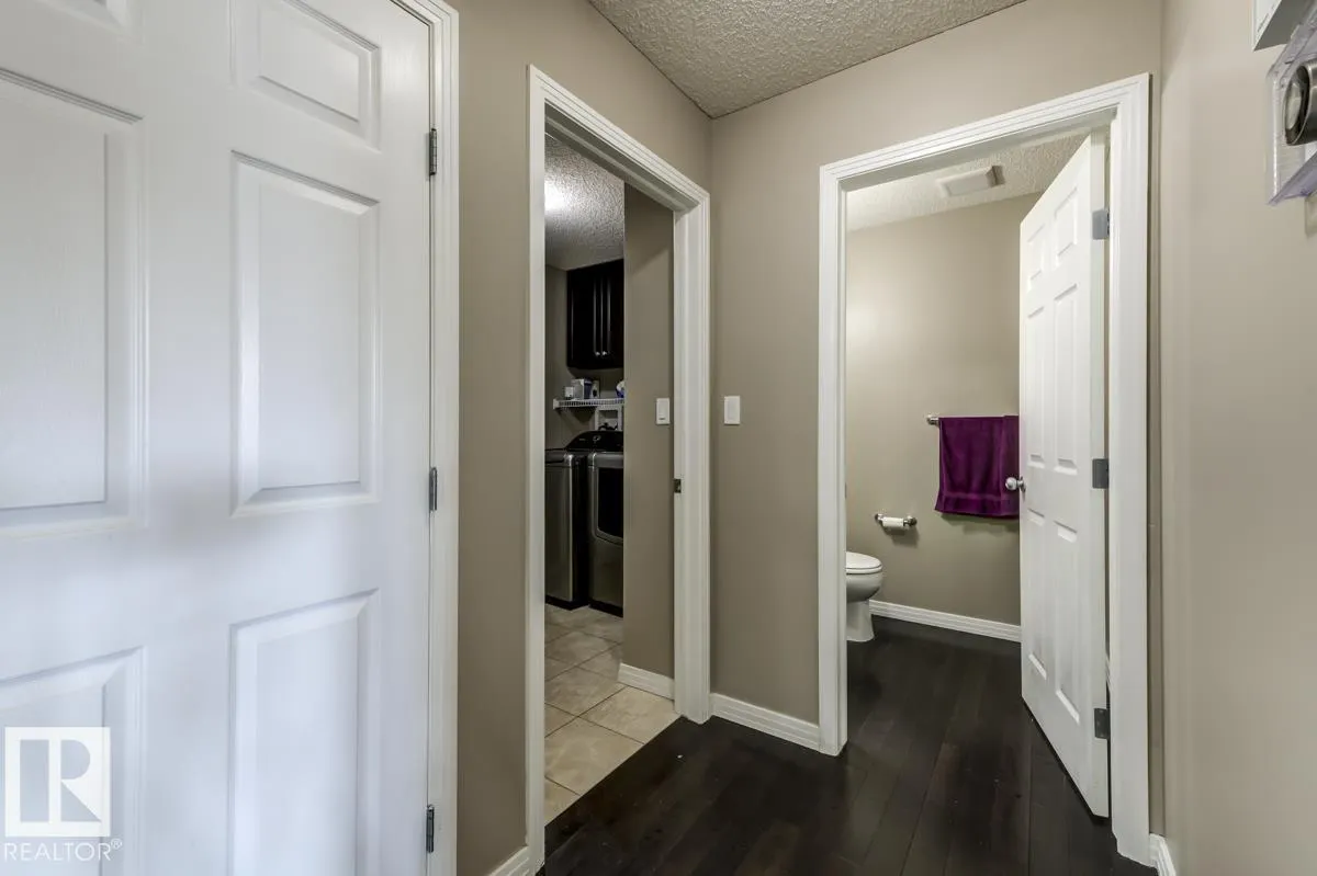 5823 7 AV SW