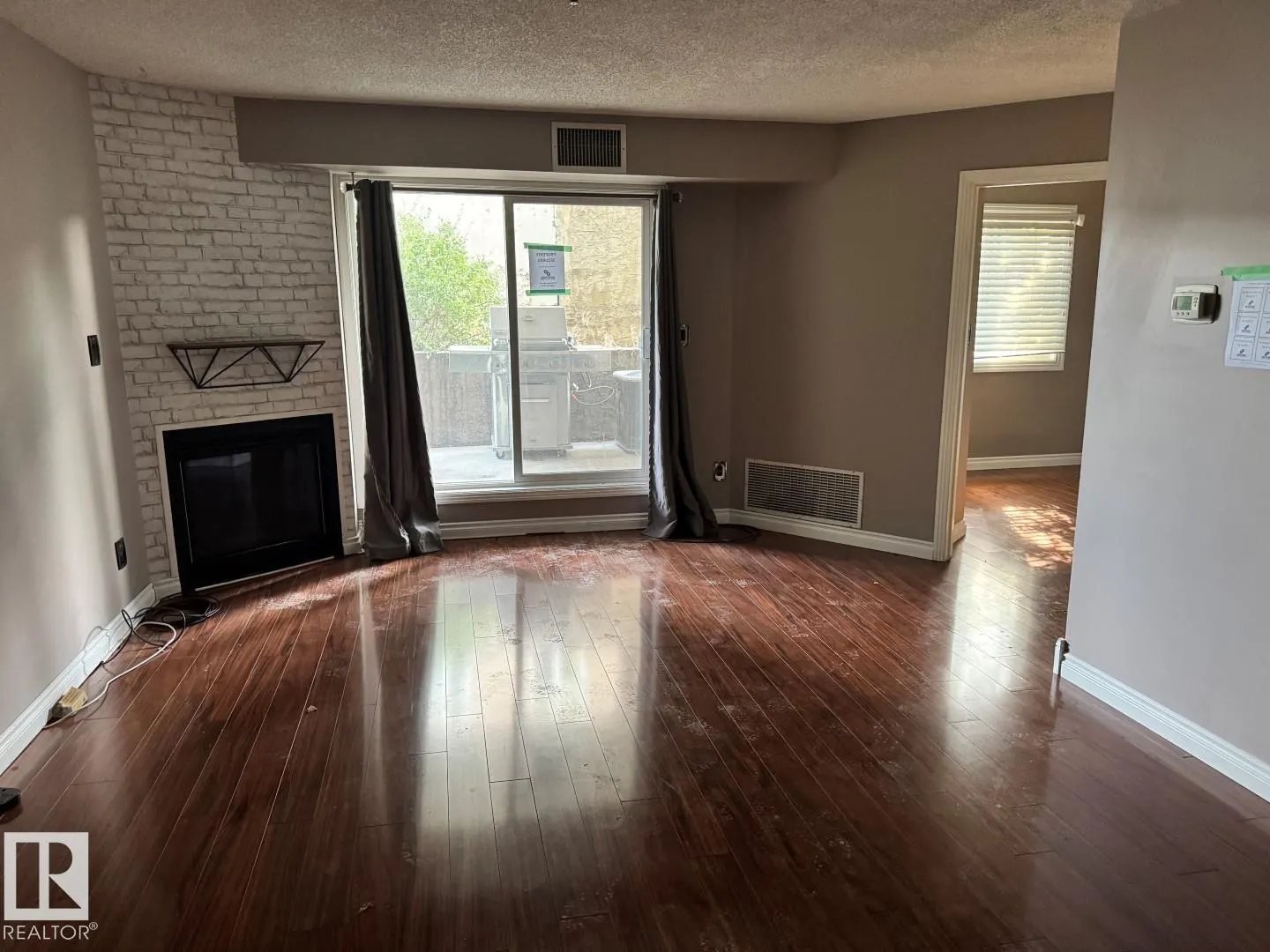 #103 9640 105 ST NW