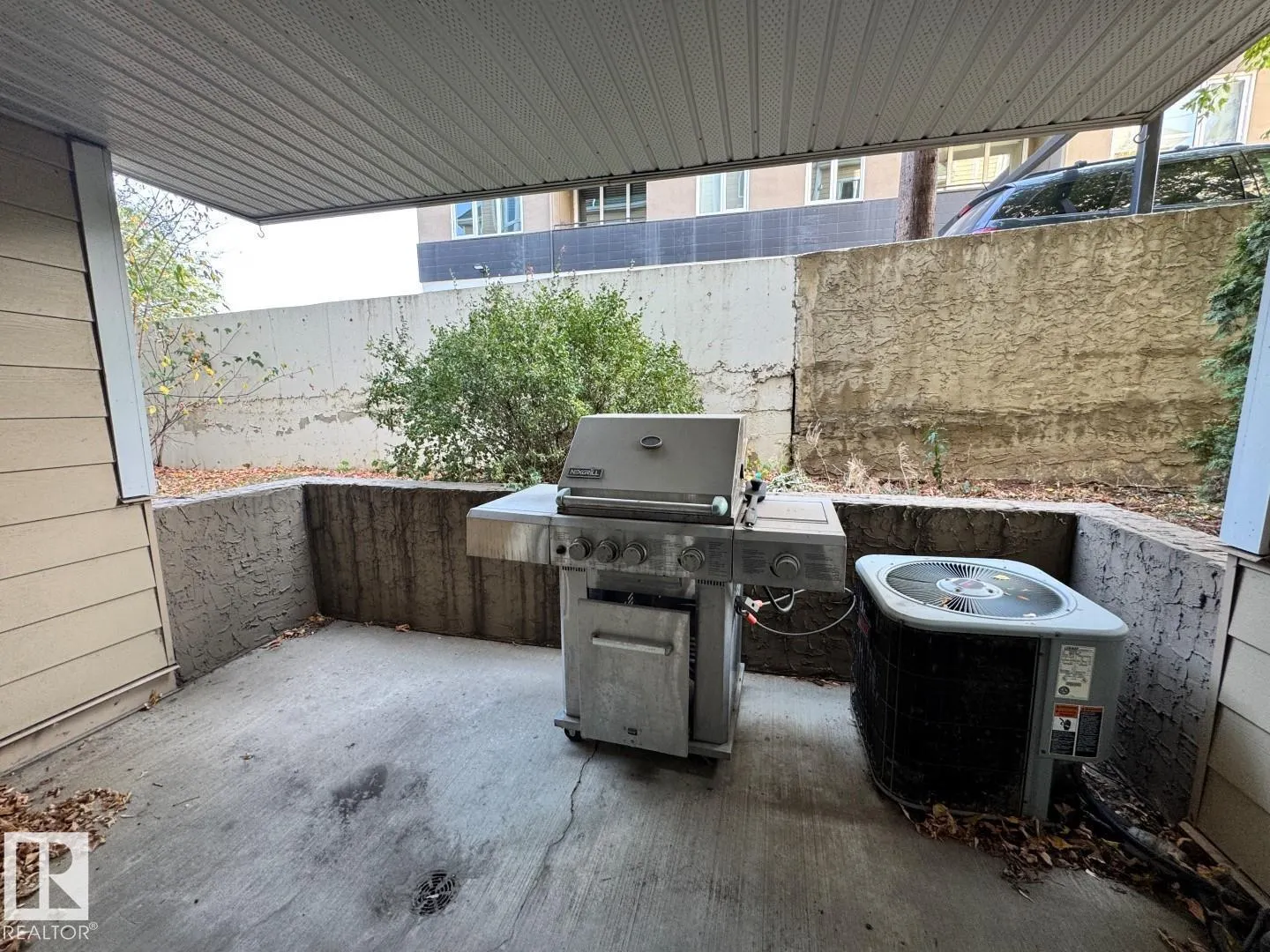 #103 9640 105 ST NW