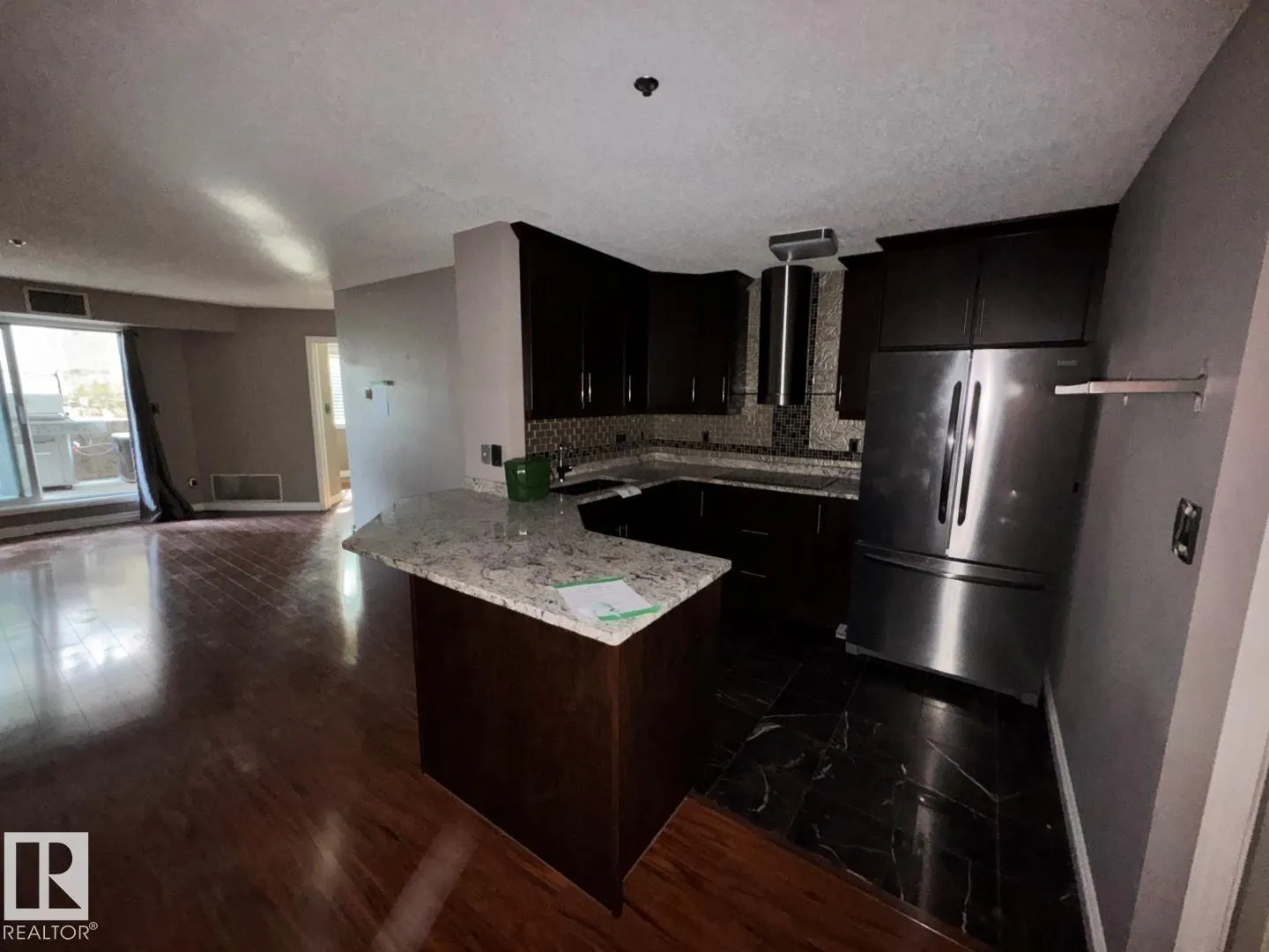 #103 9640 105 ST NW