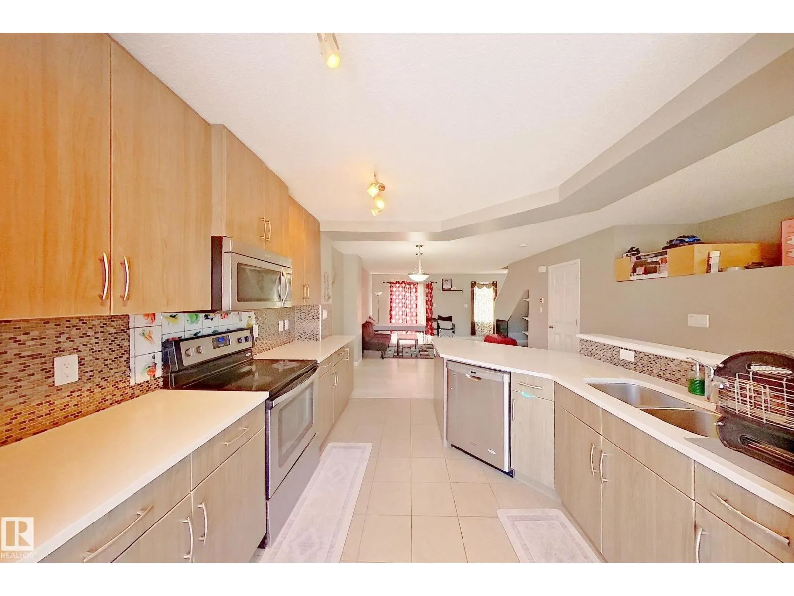 #44 9151 SHAW WY SW