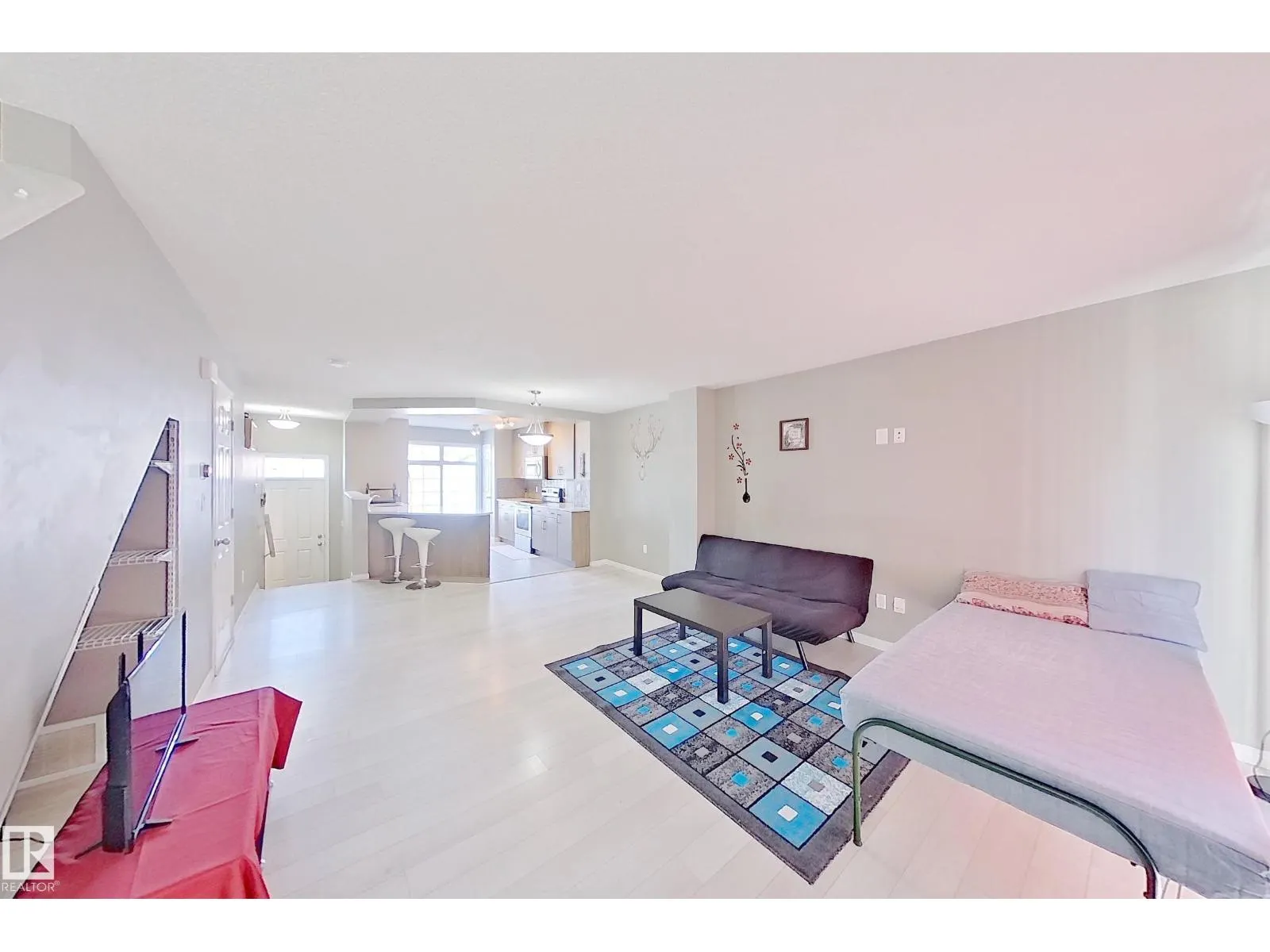 #44 9151 SHAW WY SW