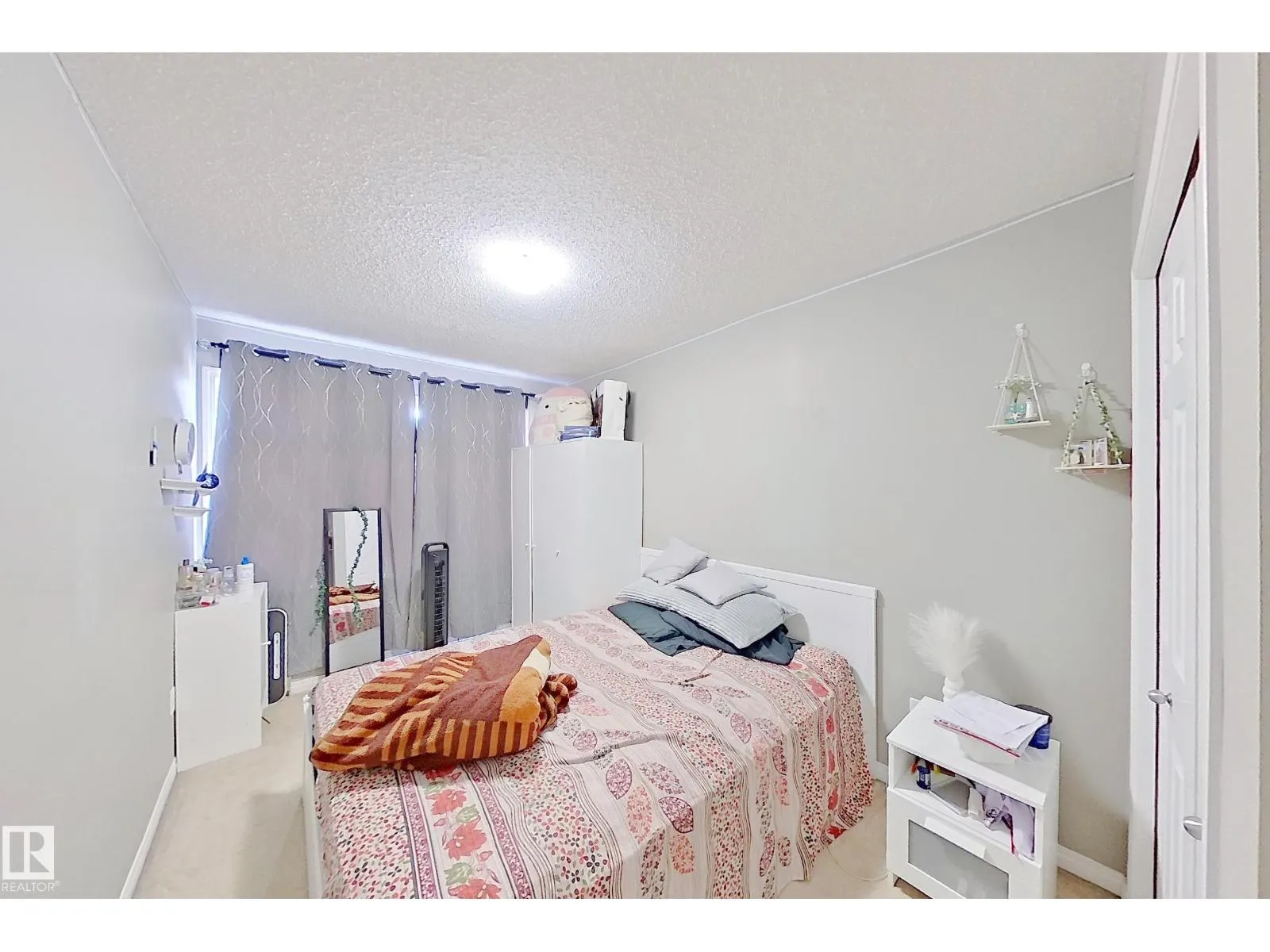 #44 9151 SHAW WY SW