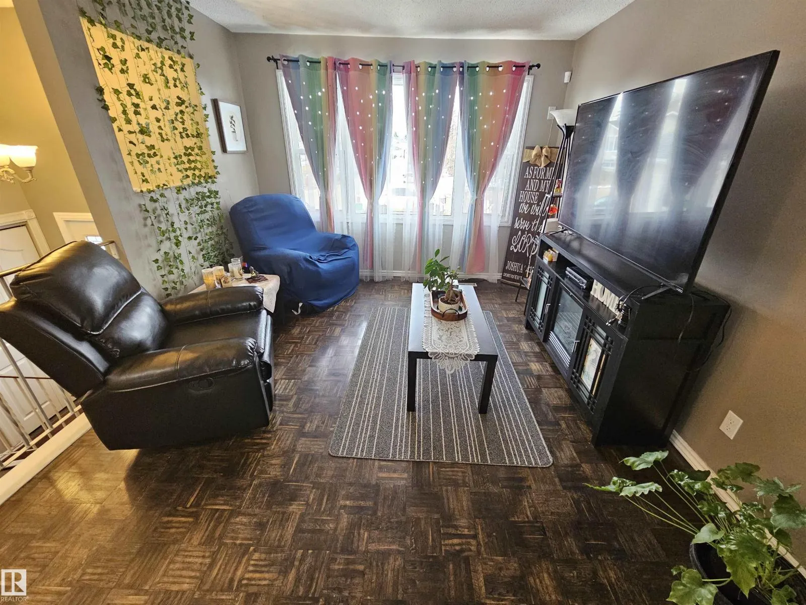 4103 18 AV NW