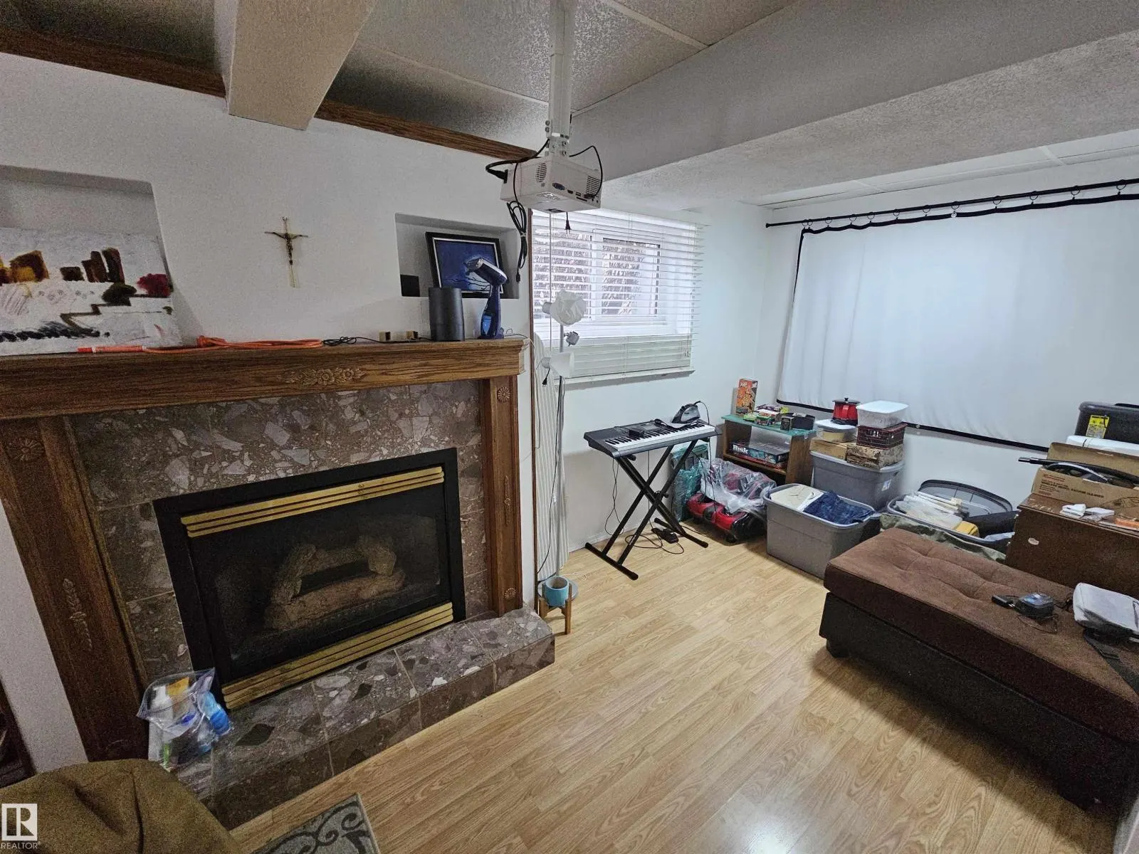 4103 18 AV NW