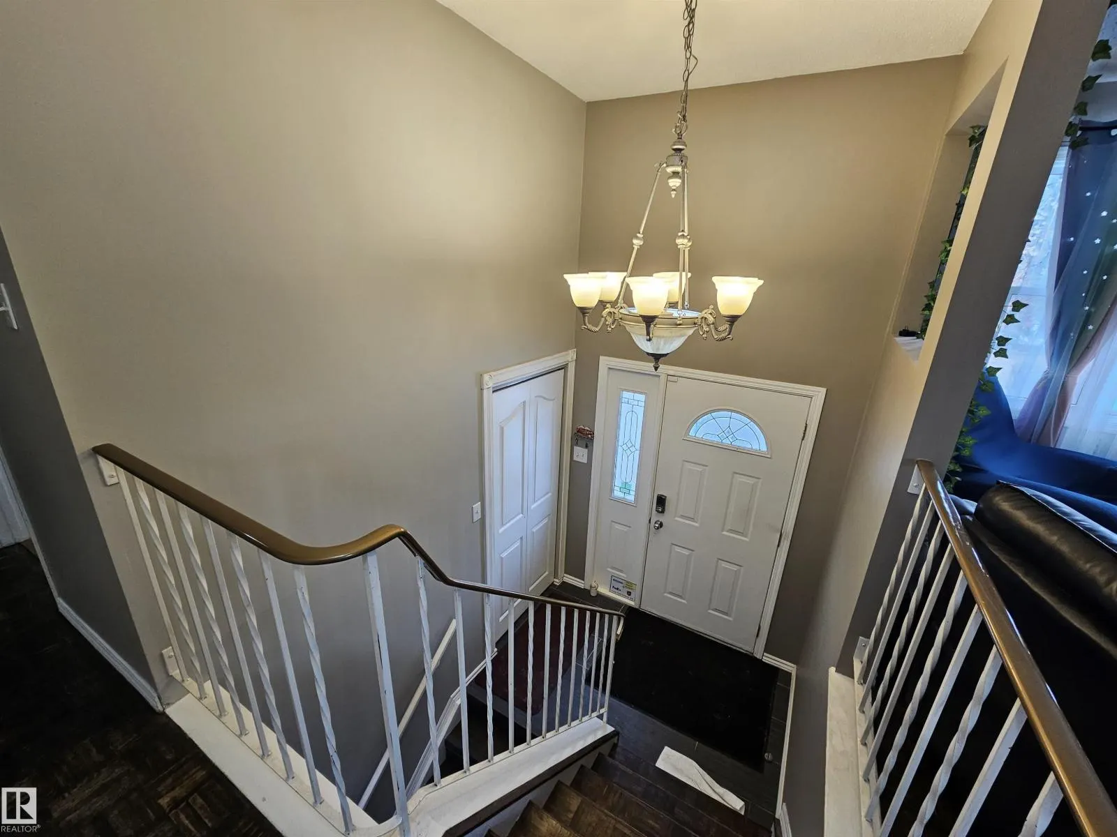 4103 18 AV NW