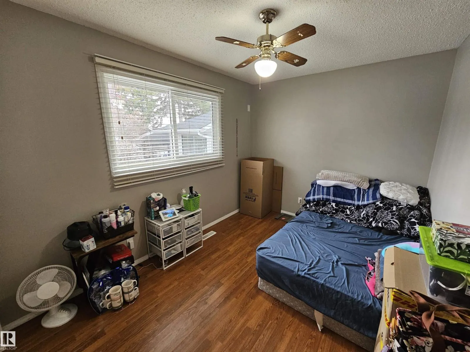 4103 18 AV NW