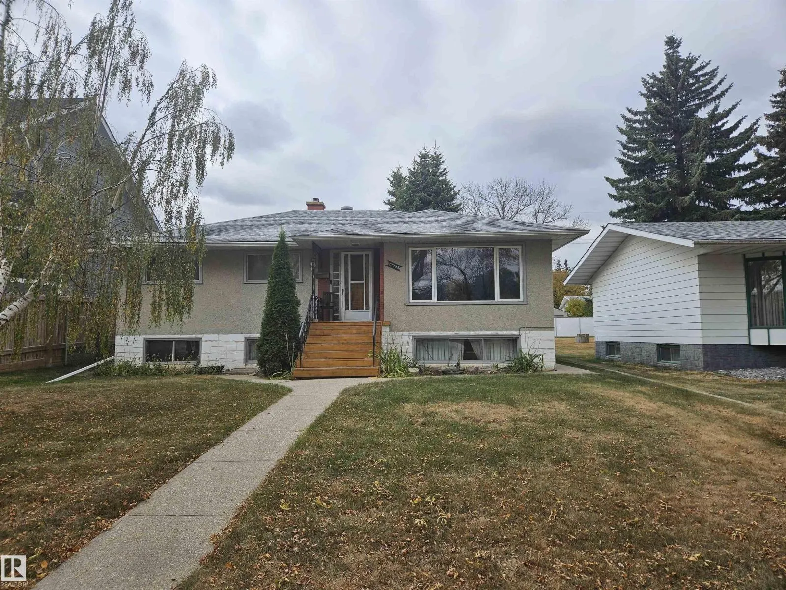 12334 77 ST NW