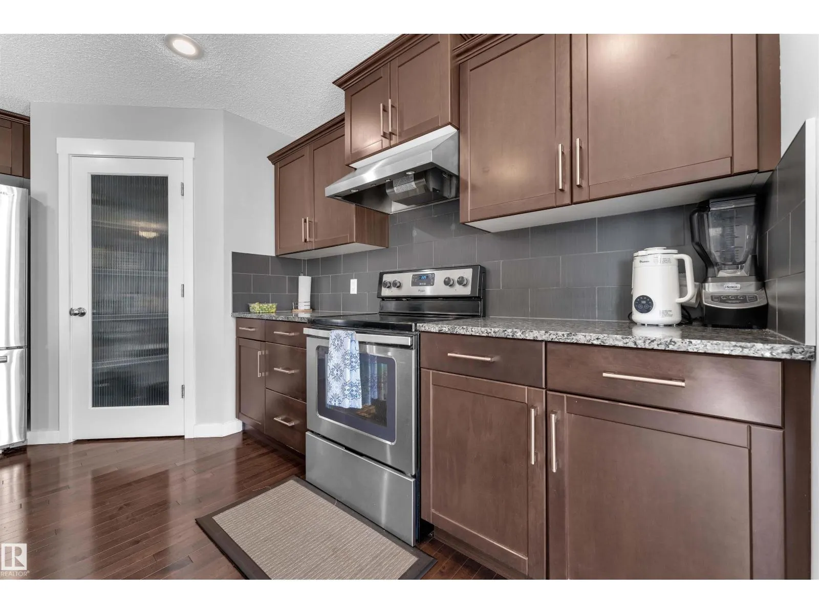 1720 59 ST SW SW