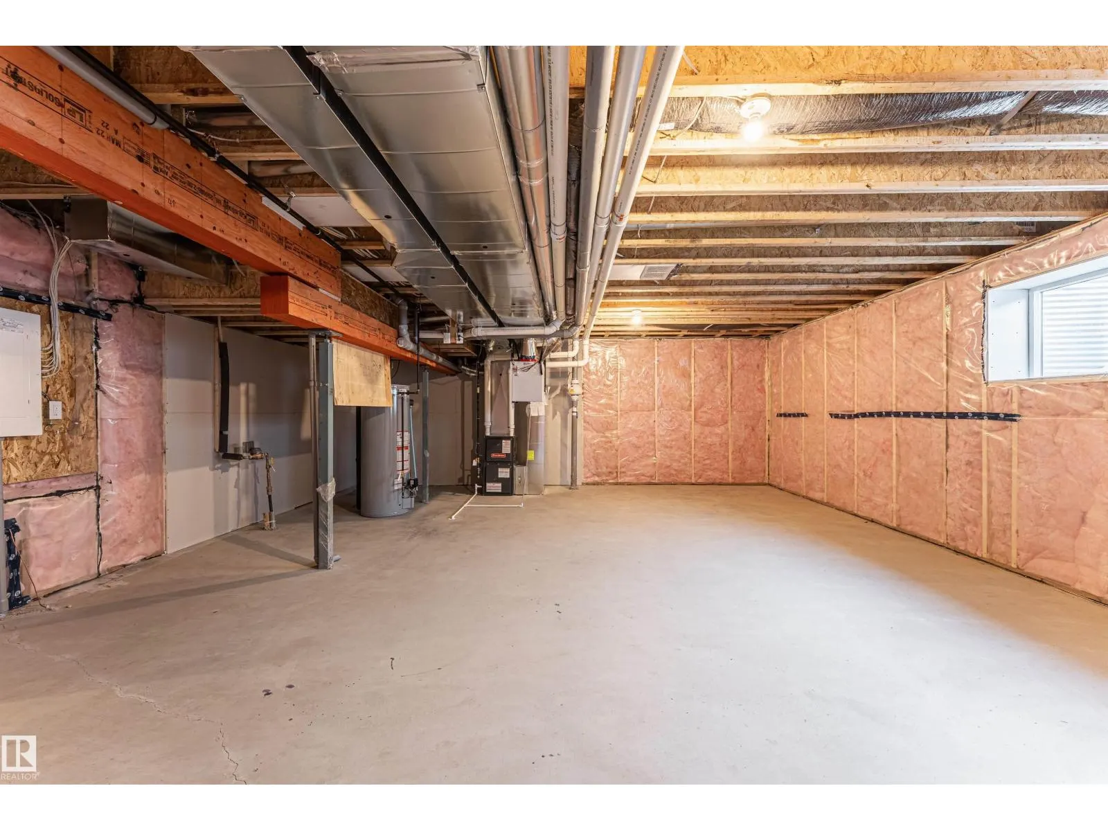 20512 22 AV NW