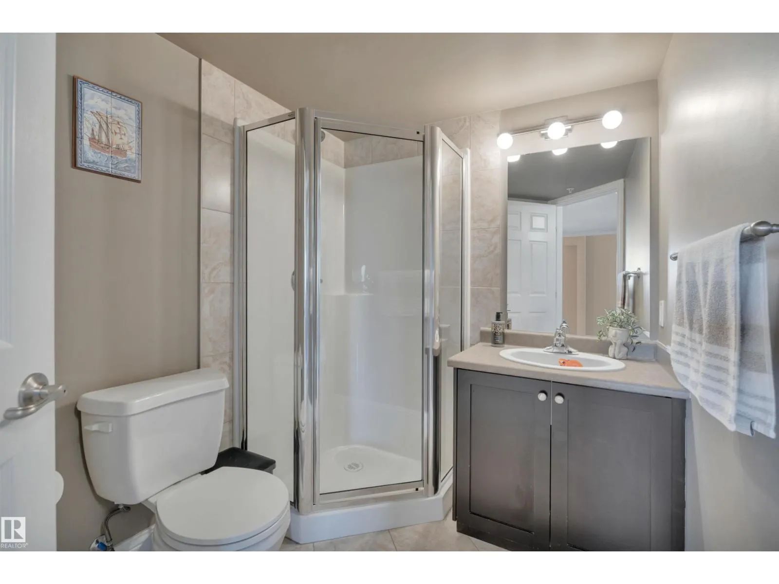 #305 14608 125 ST NW