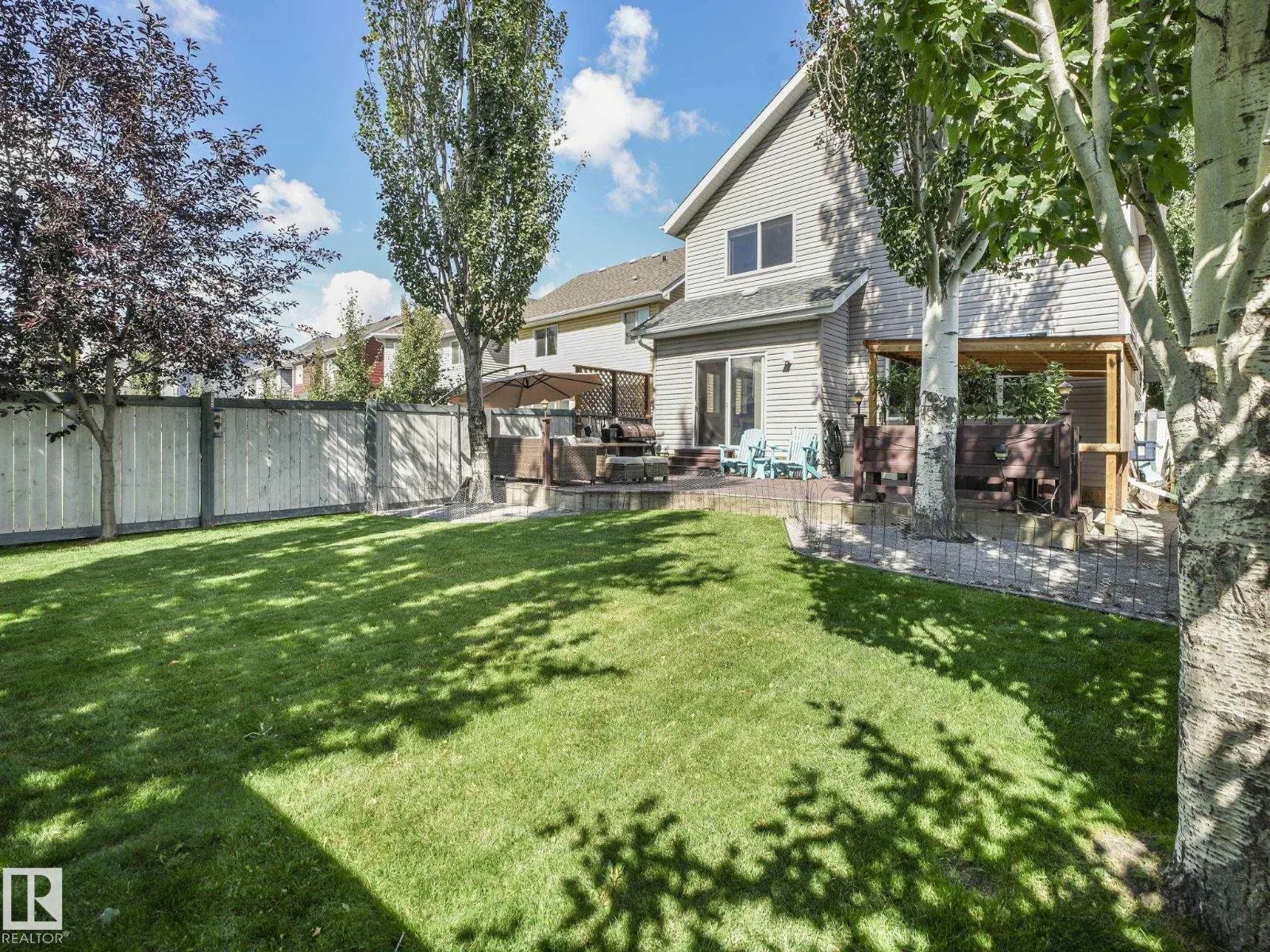 8103 16A AV SW