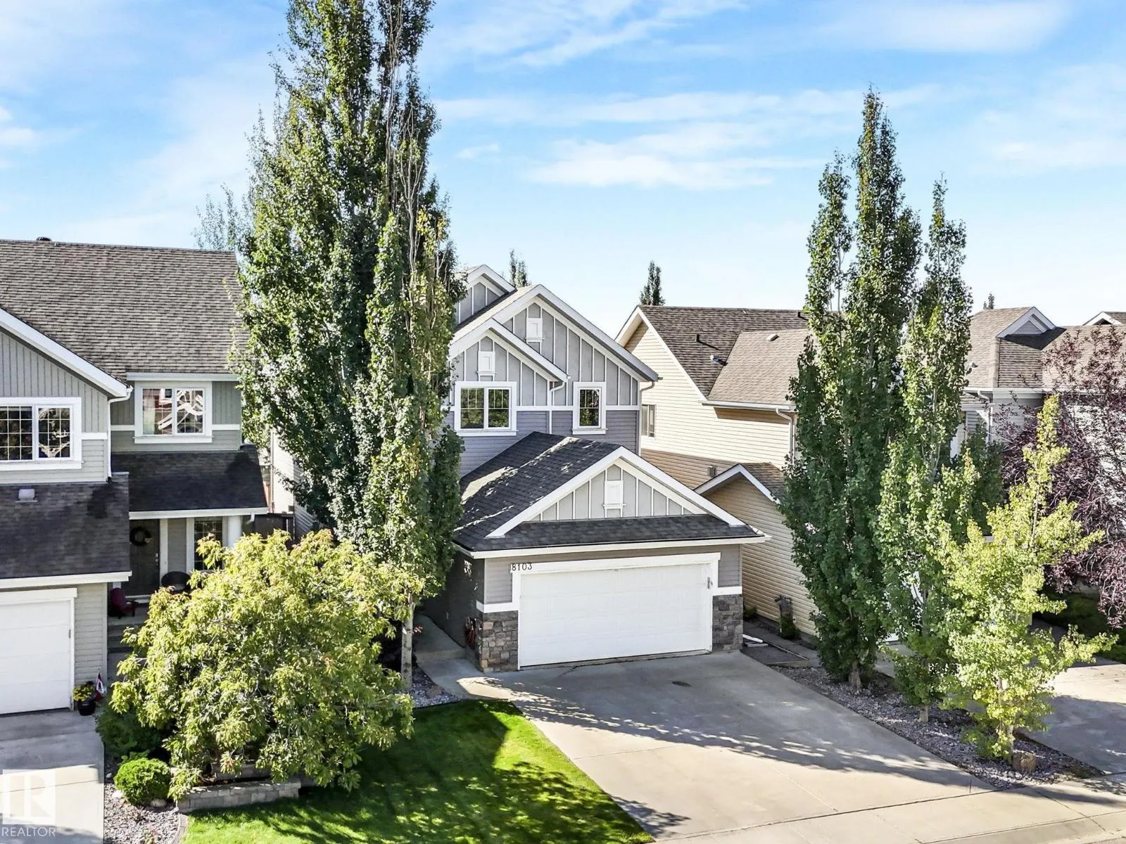 8103 16A AV SW