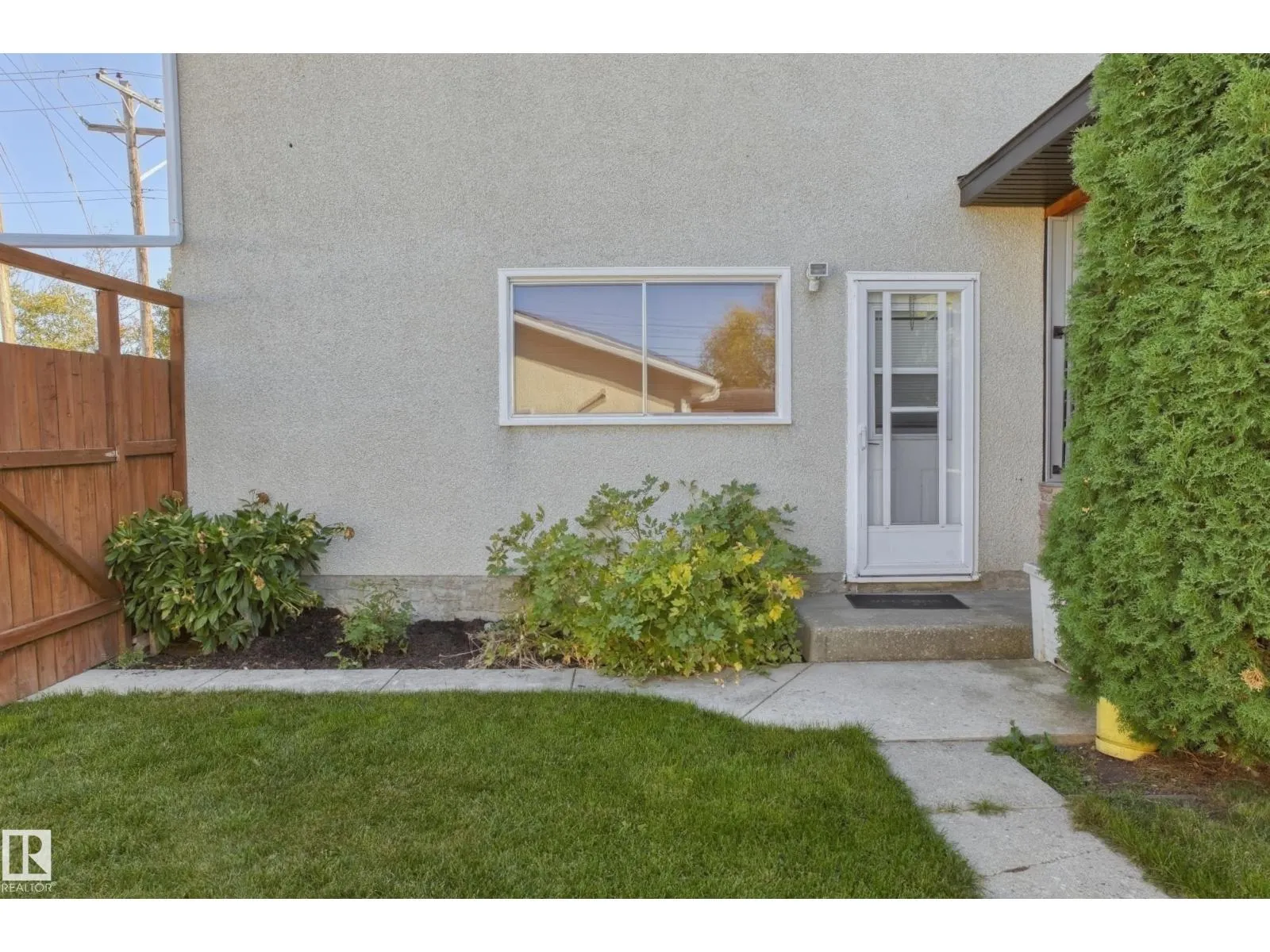 5226 43 ST