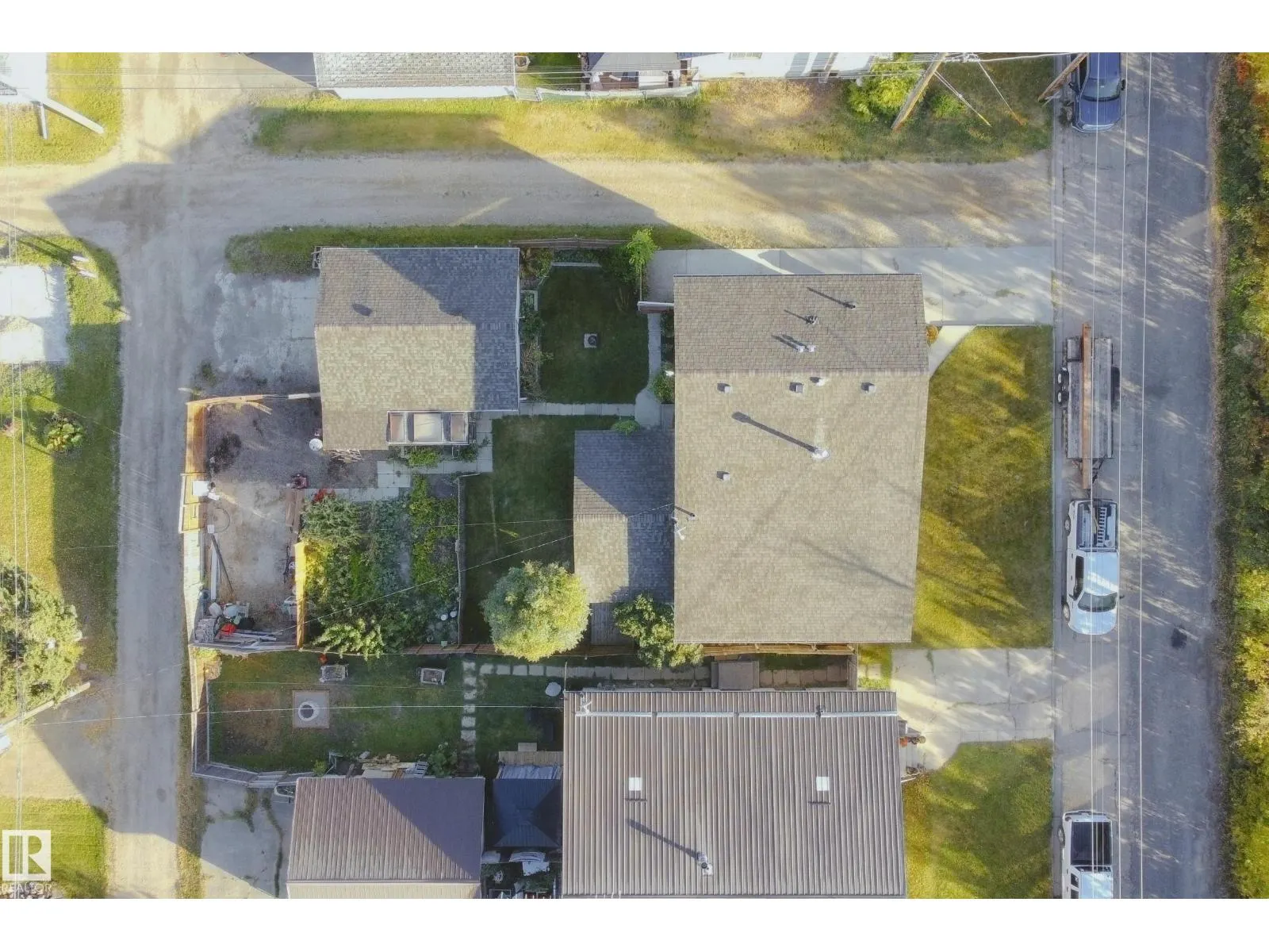 5226 43 ST