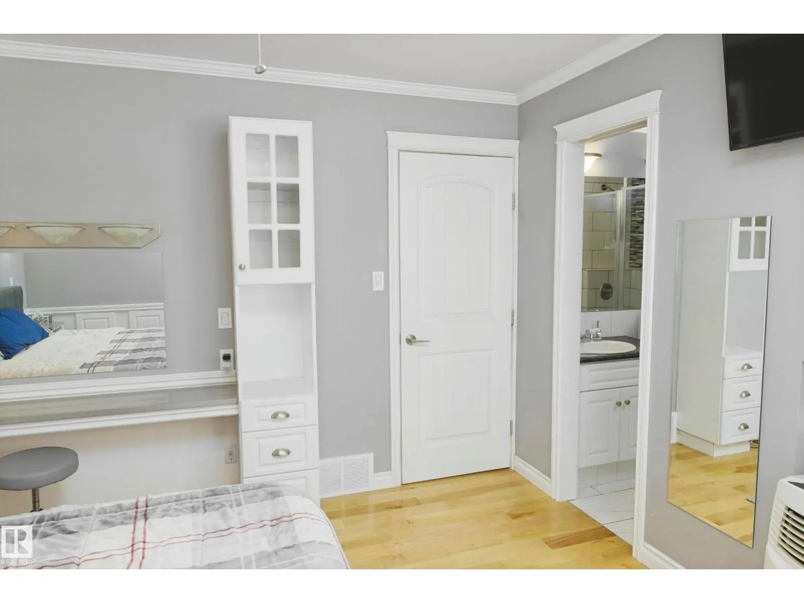5226 43 ST