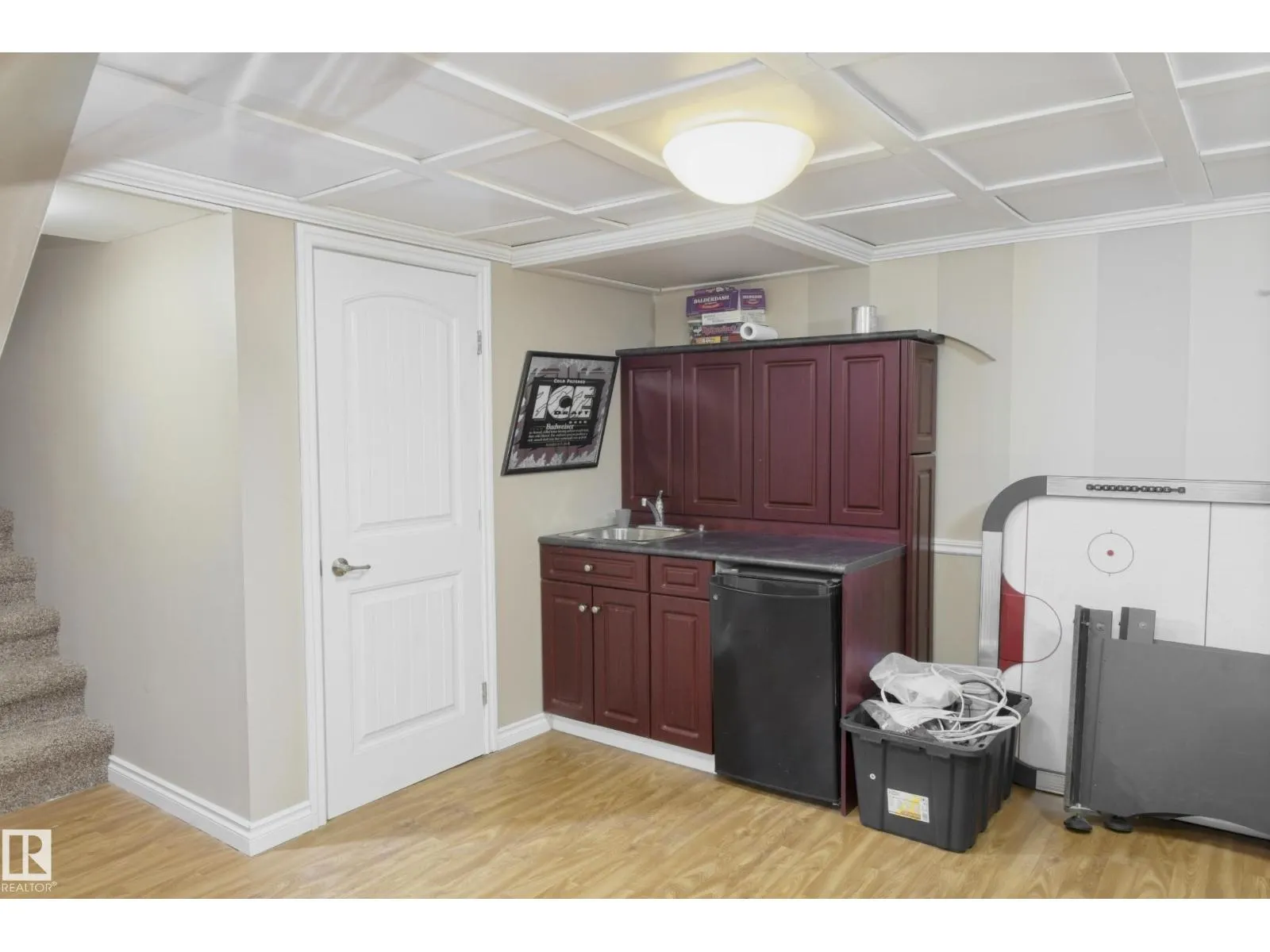 5226 43 ST