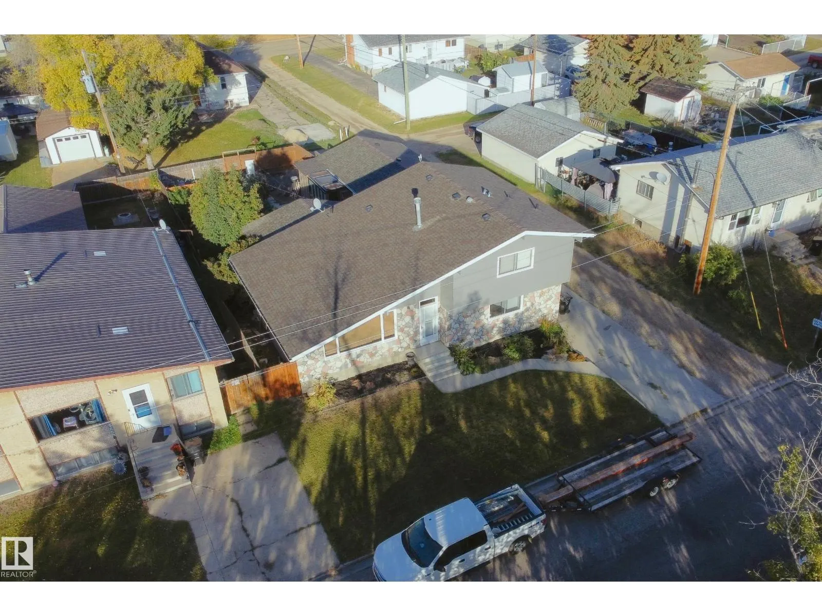 5226 43 ST