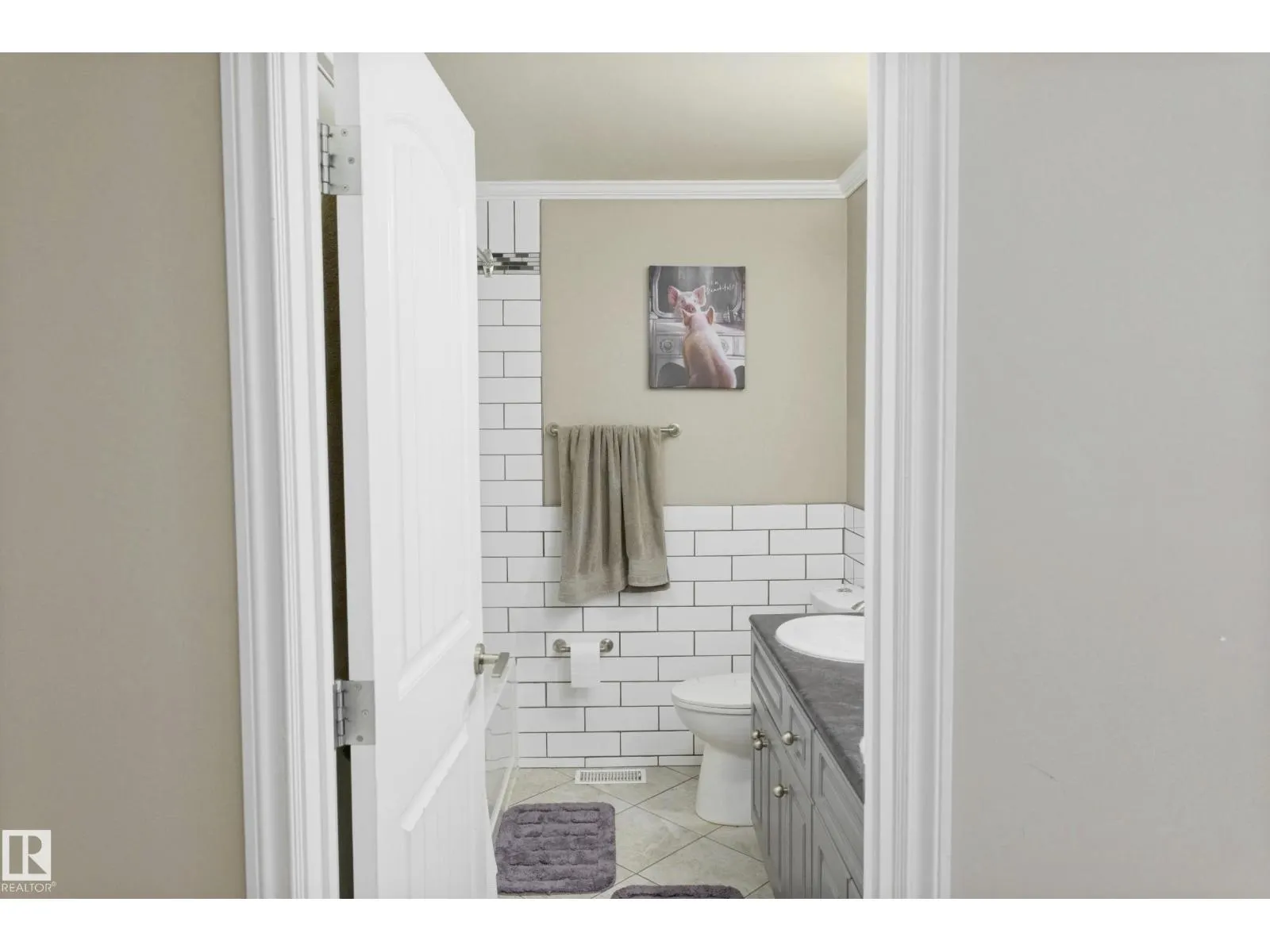 5226 43 ST