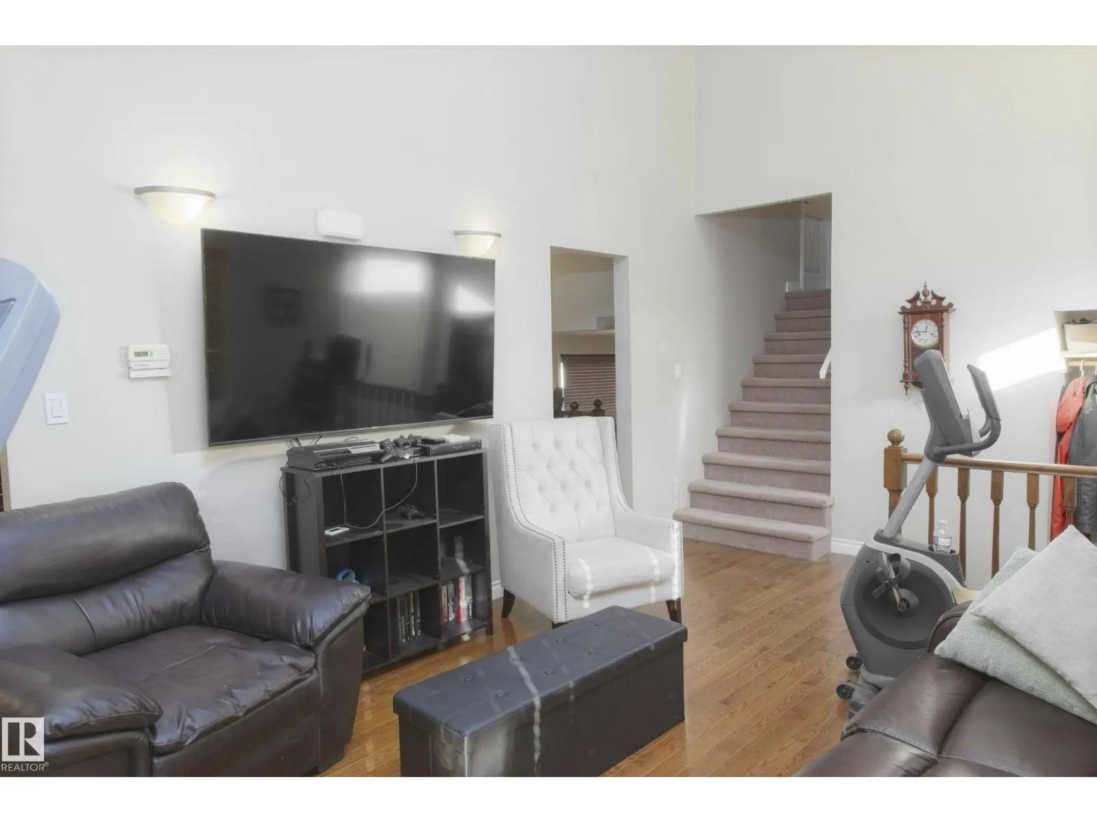5226 43 ST