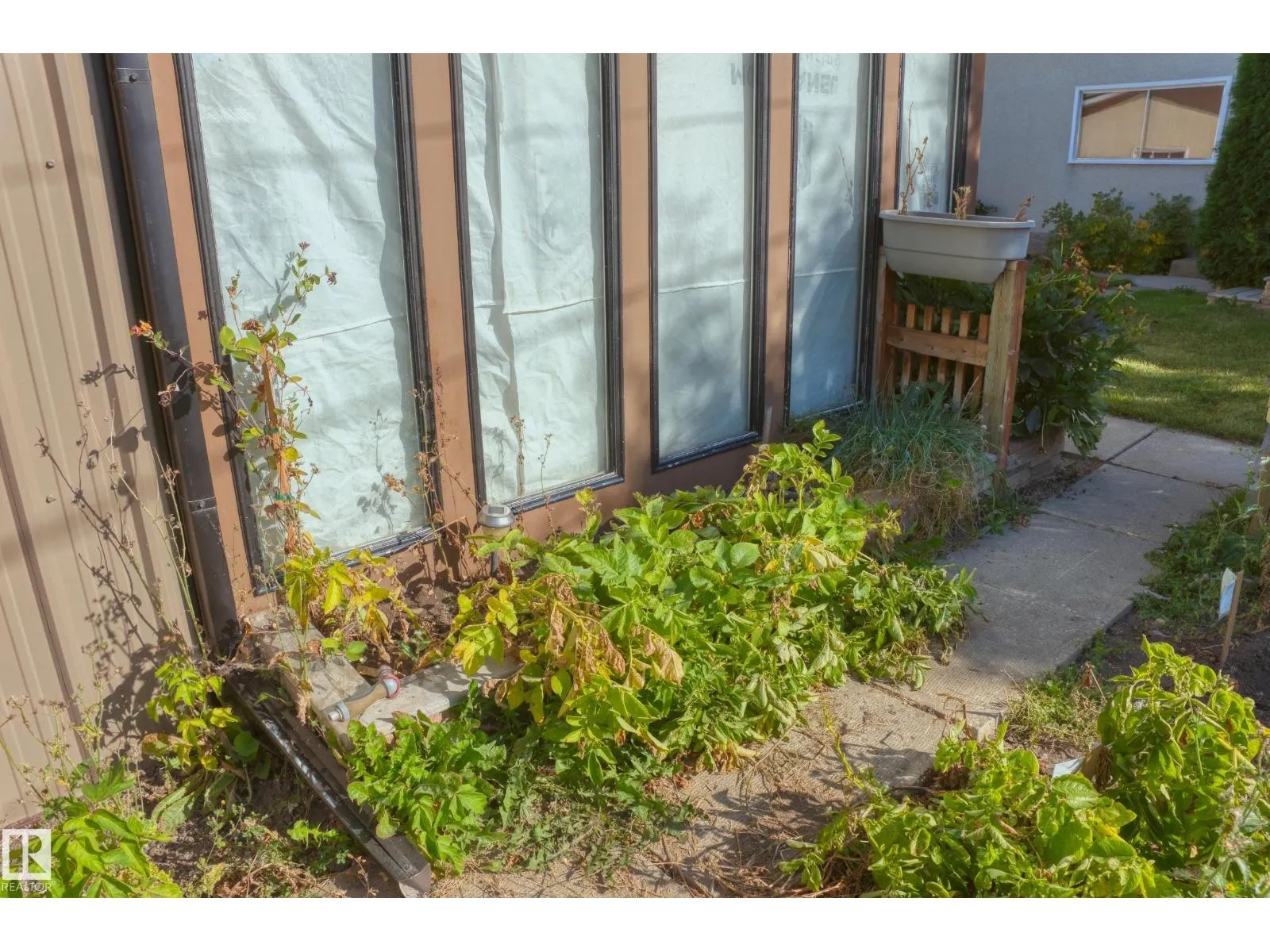 5226 43 ST