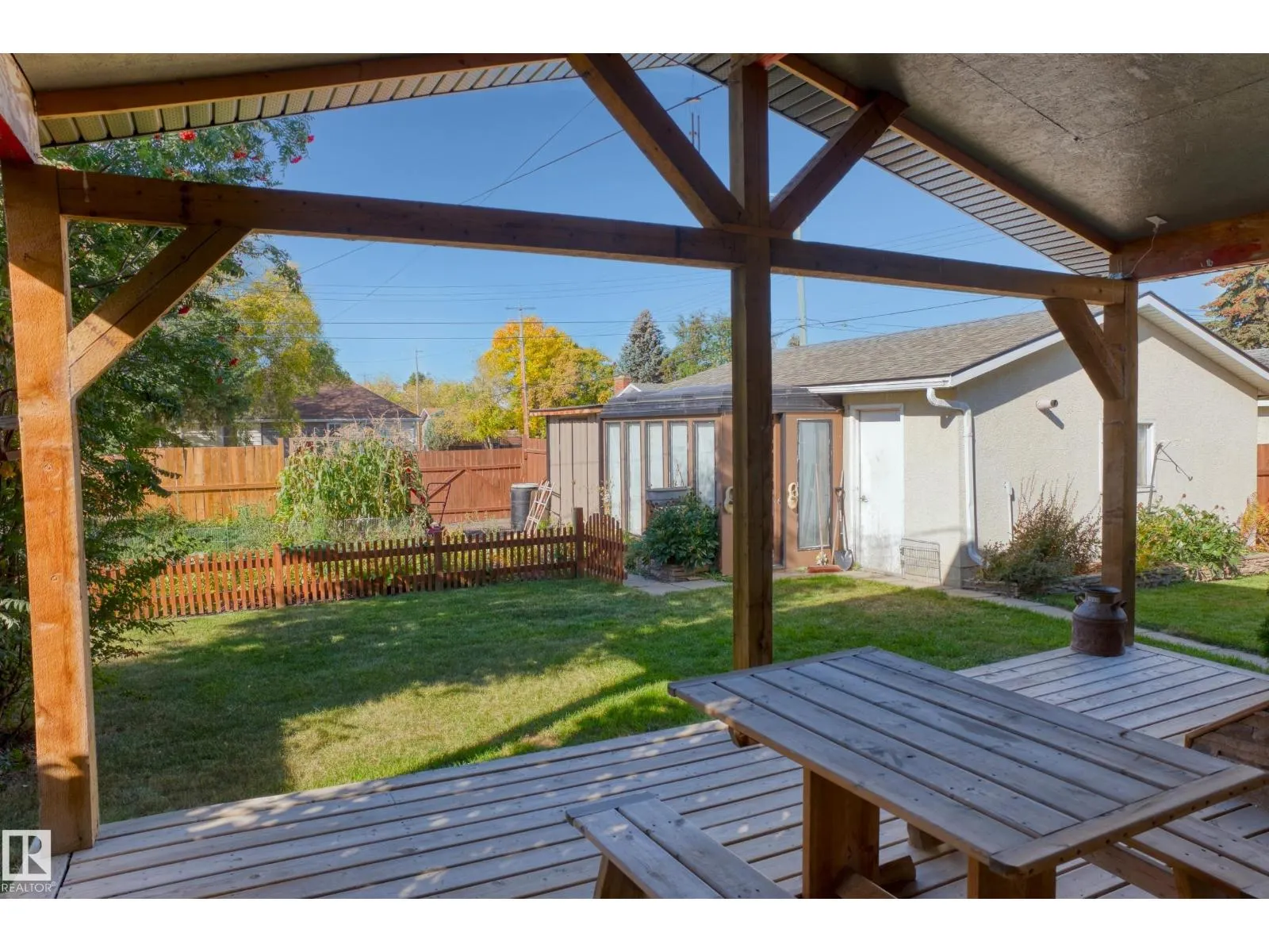 5226 43 ST