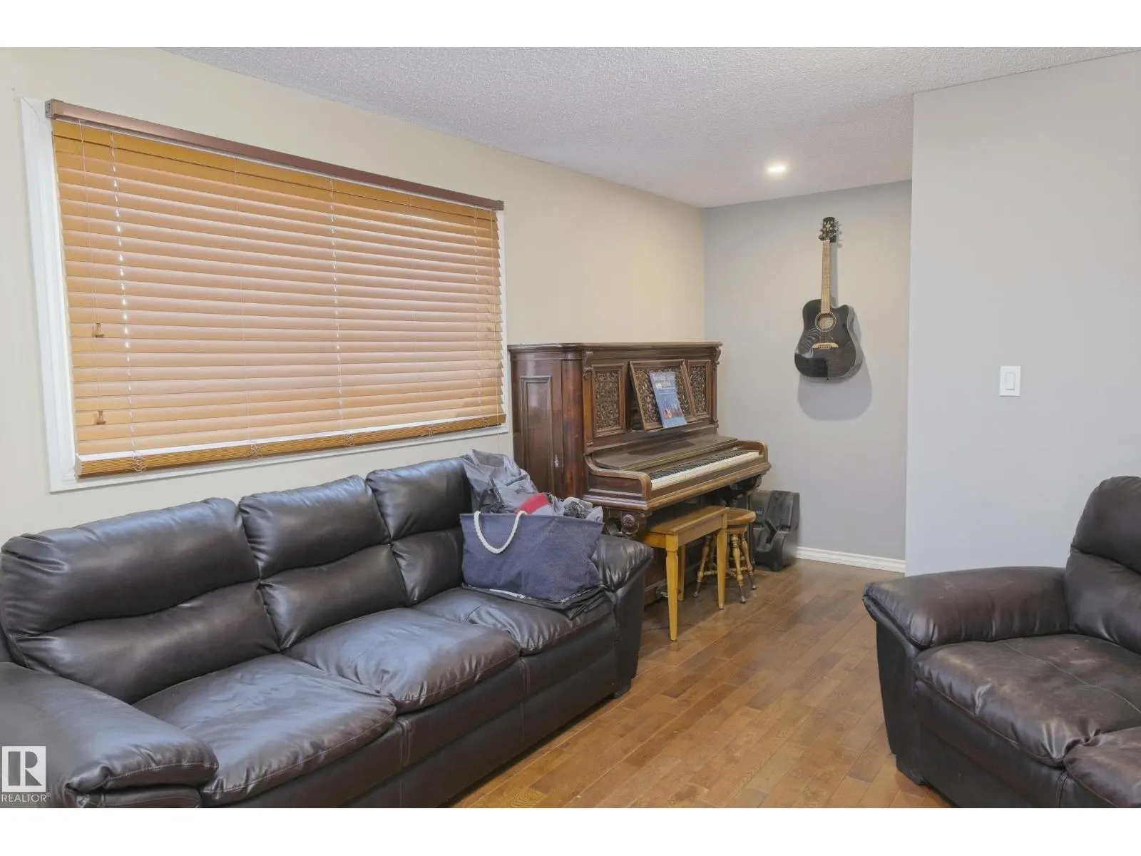 5226 43 ST