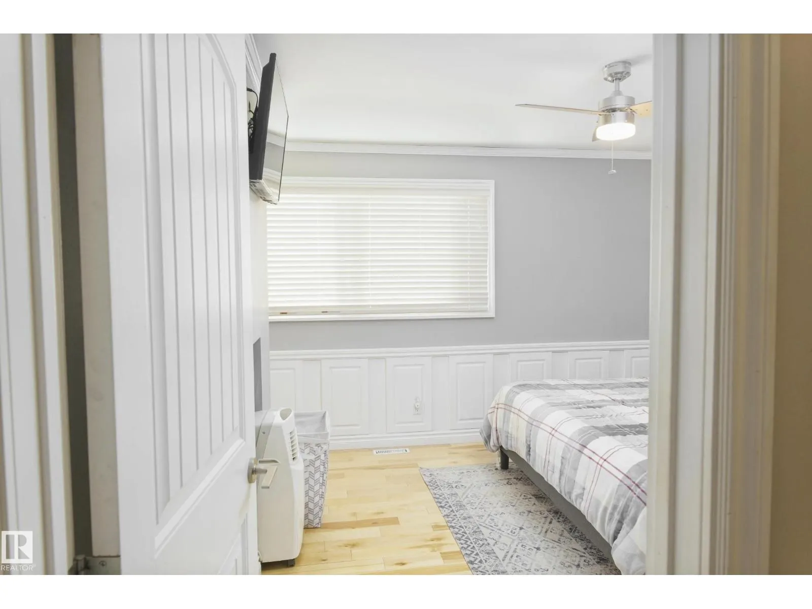 5226 43 ST