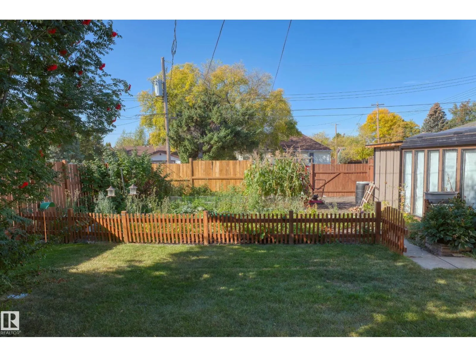 5226 43 ST