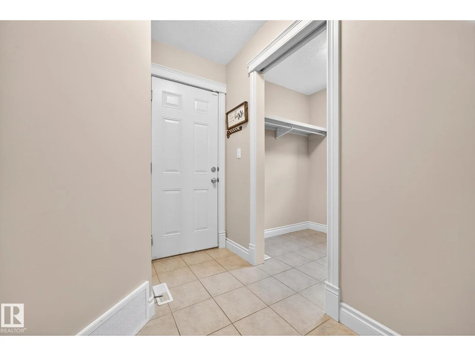 5609 RUE EAGLEMONT