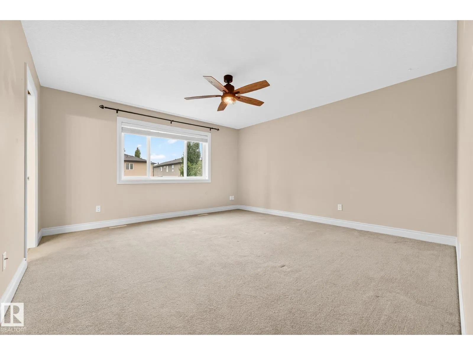 5609 RUE EAGLEMONT