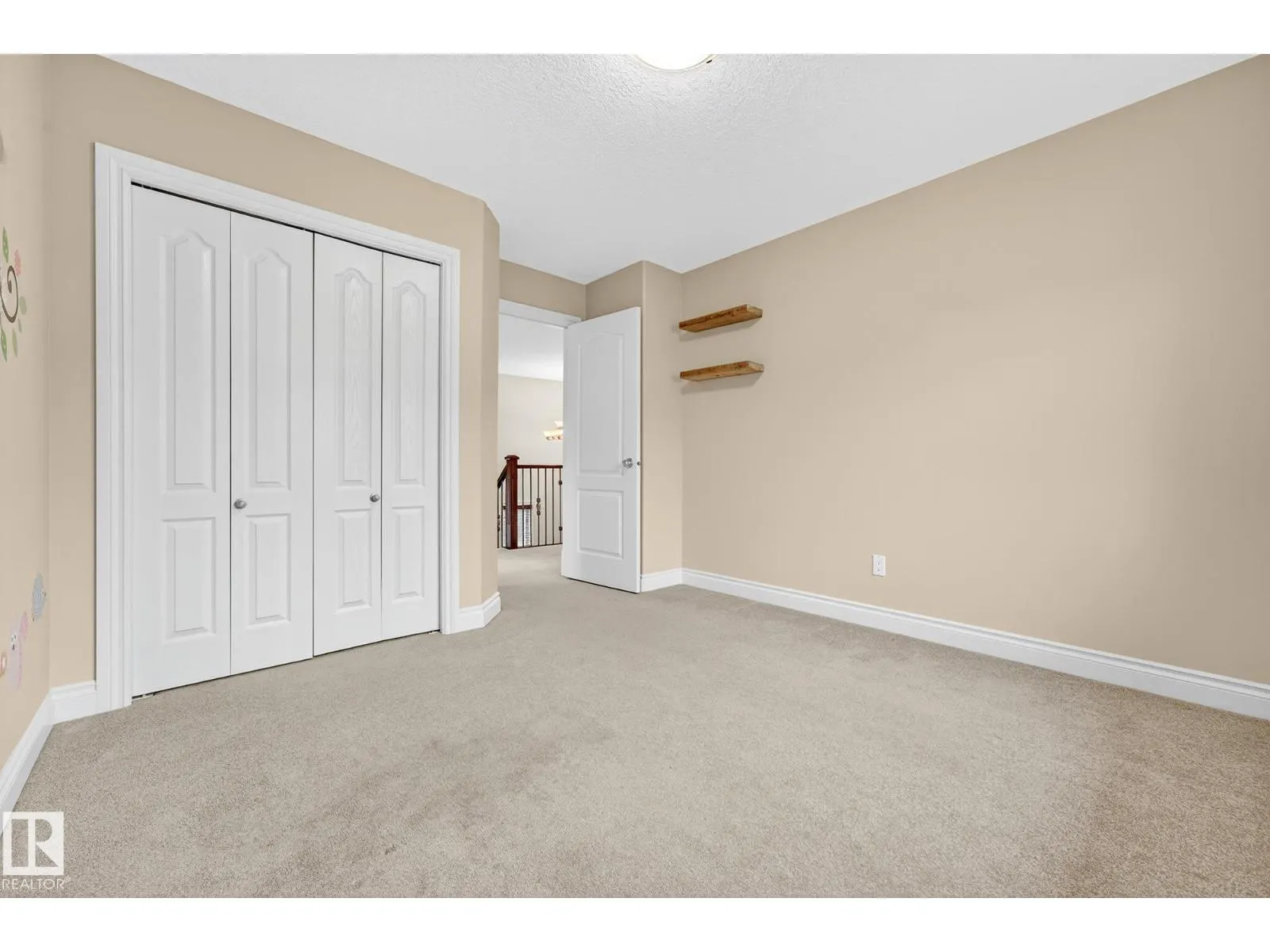 5609 RUE EAGLEMONT