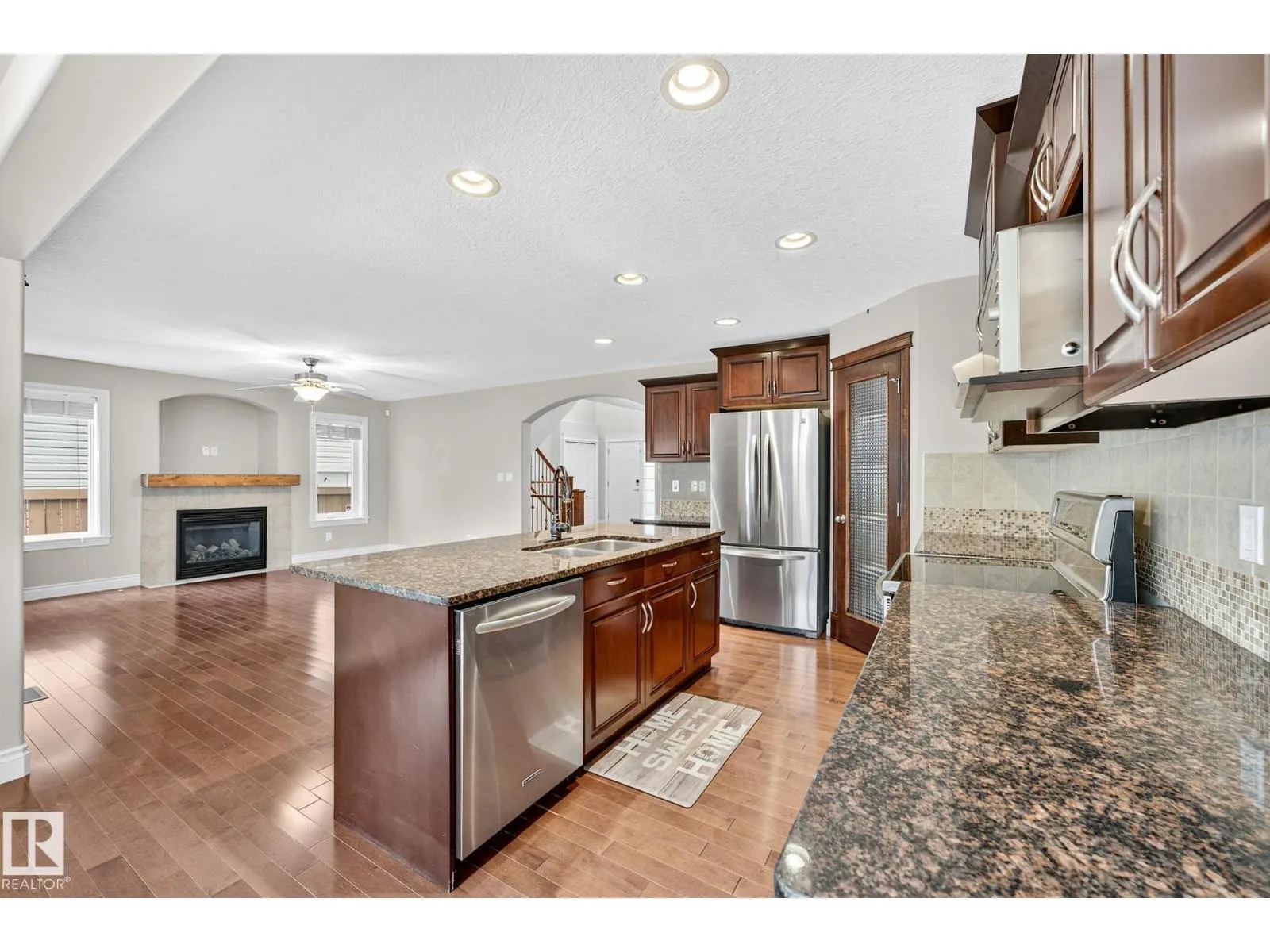 5609 RUE EAGLEMONT