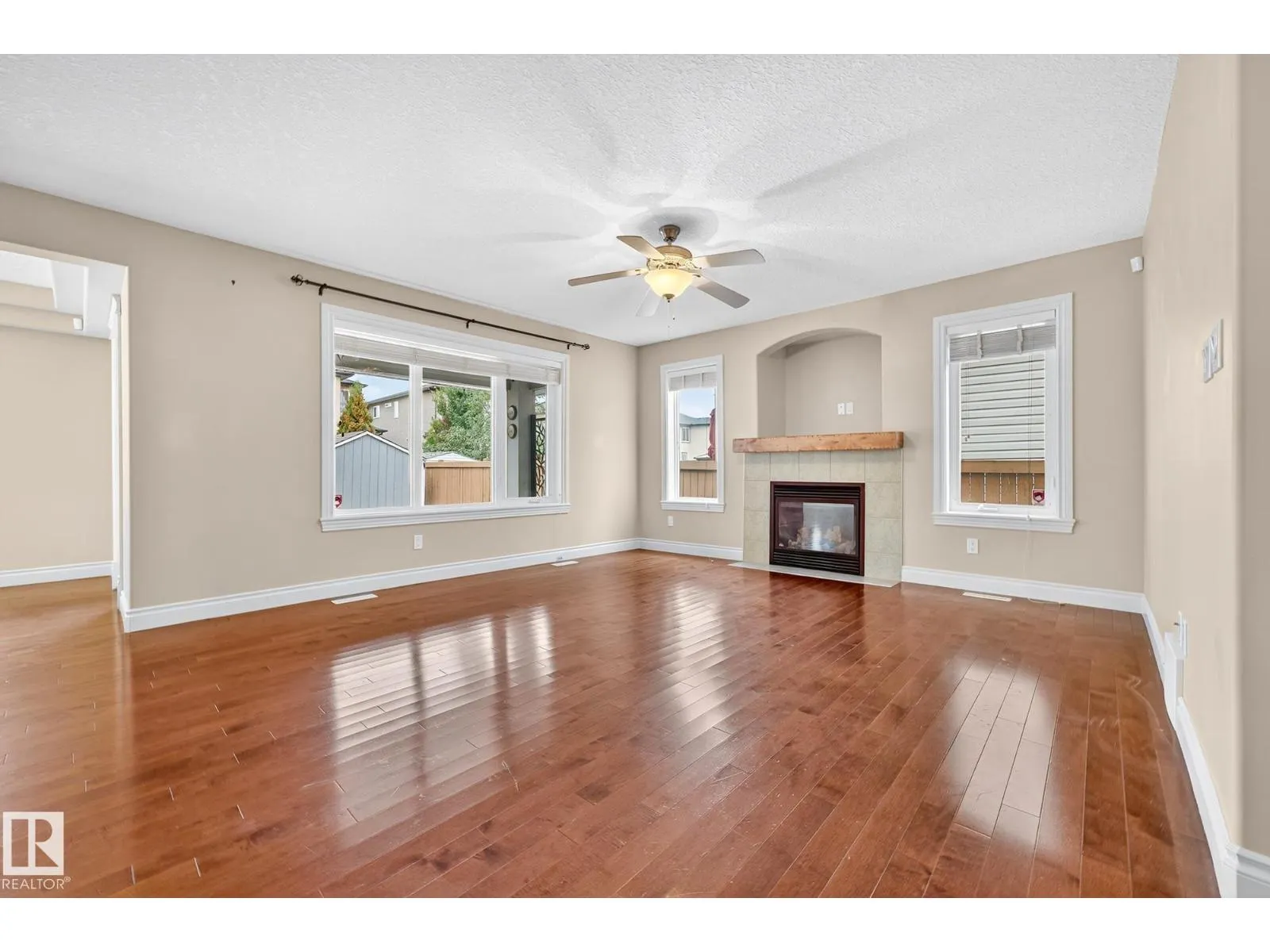 5609 RUE EAGLEMONT
