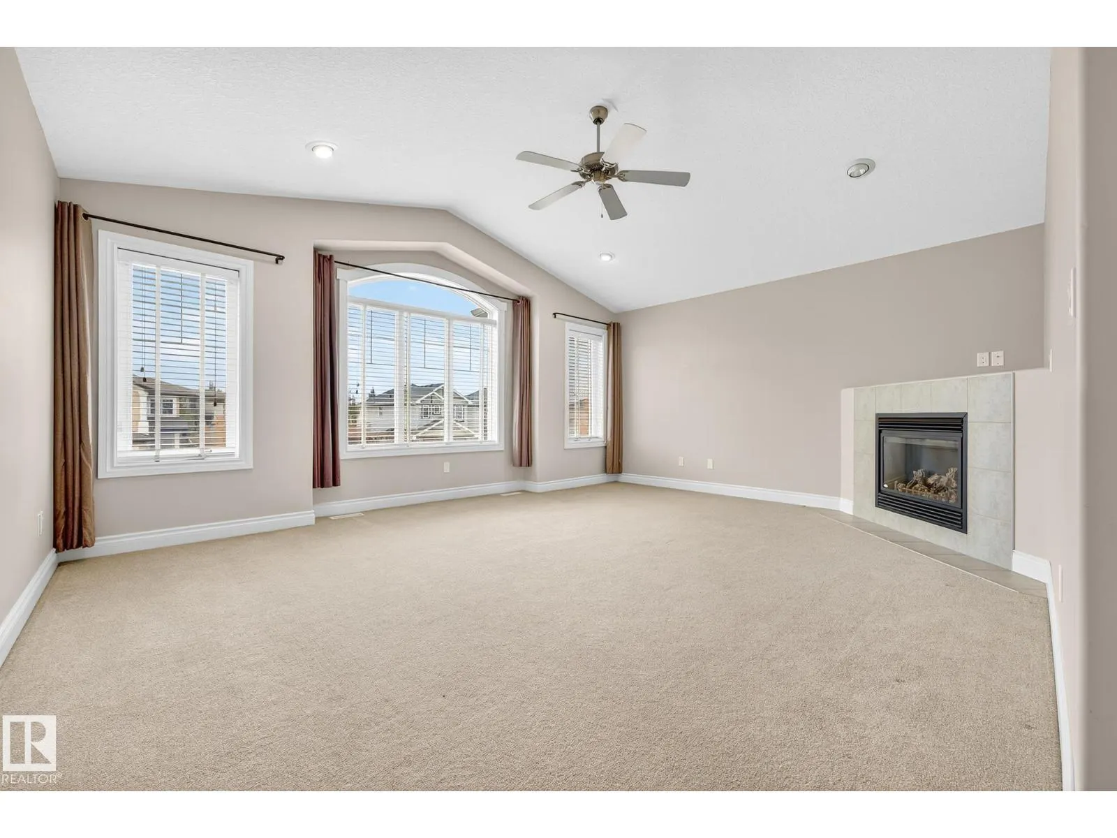 5609 RUE EAGLEMONT