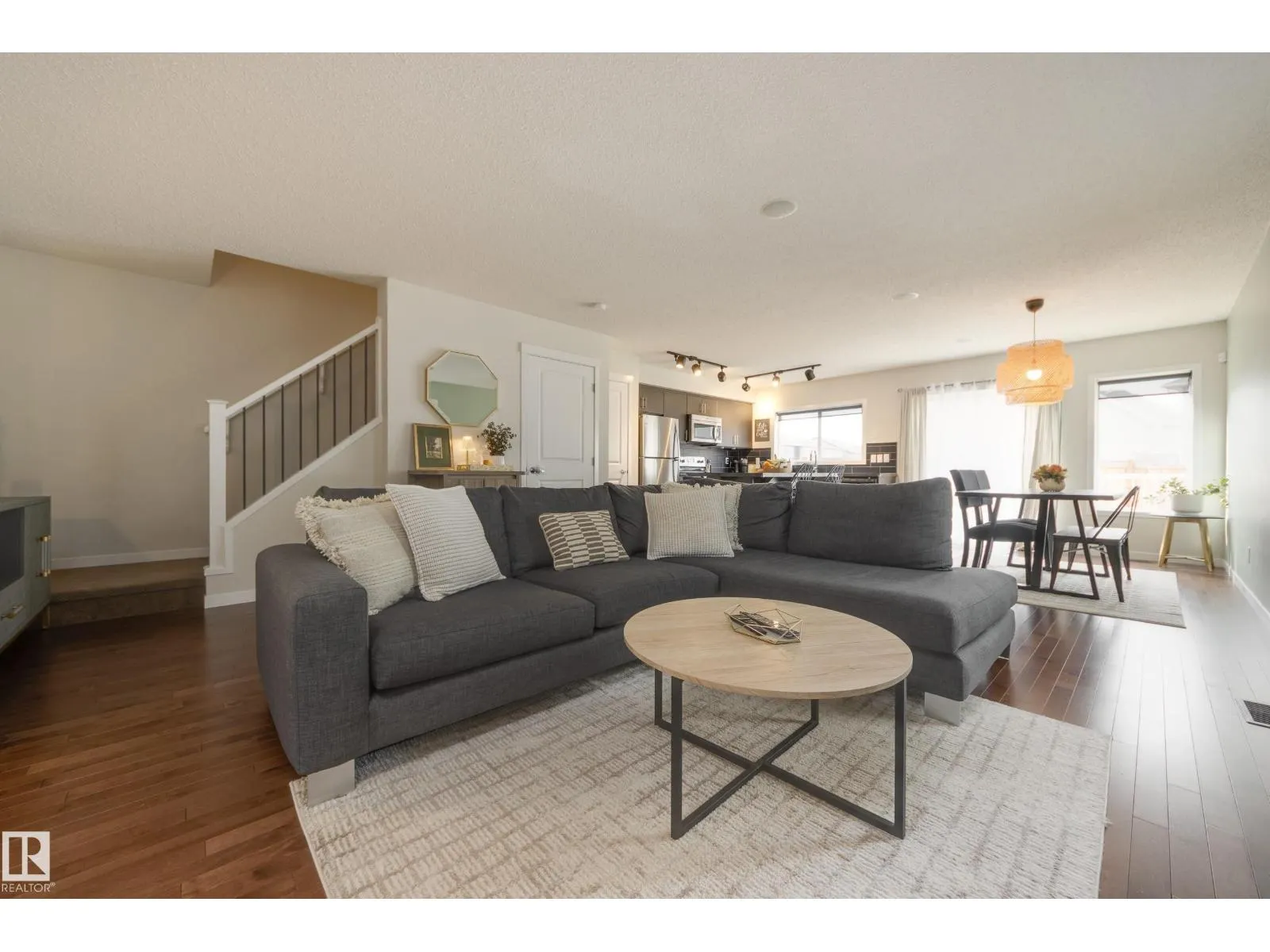 16722 64 ST NW
